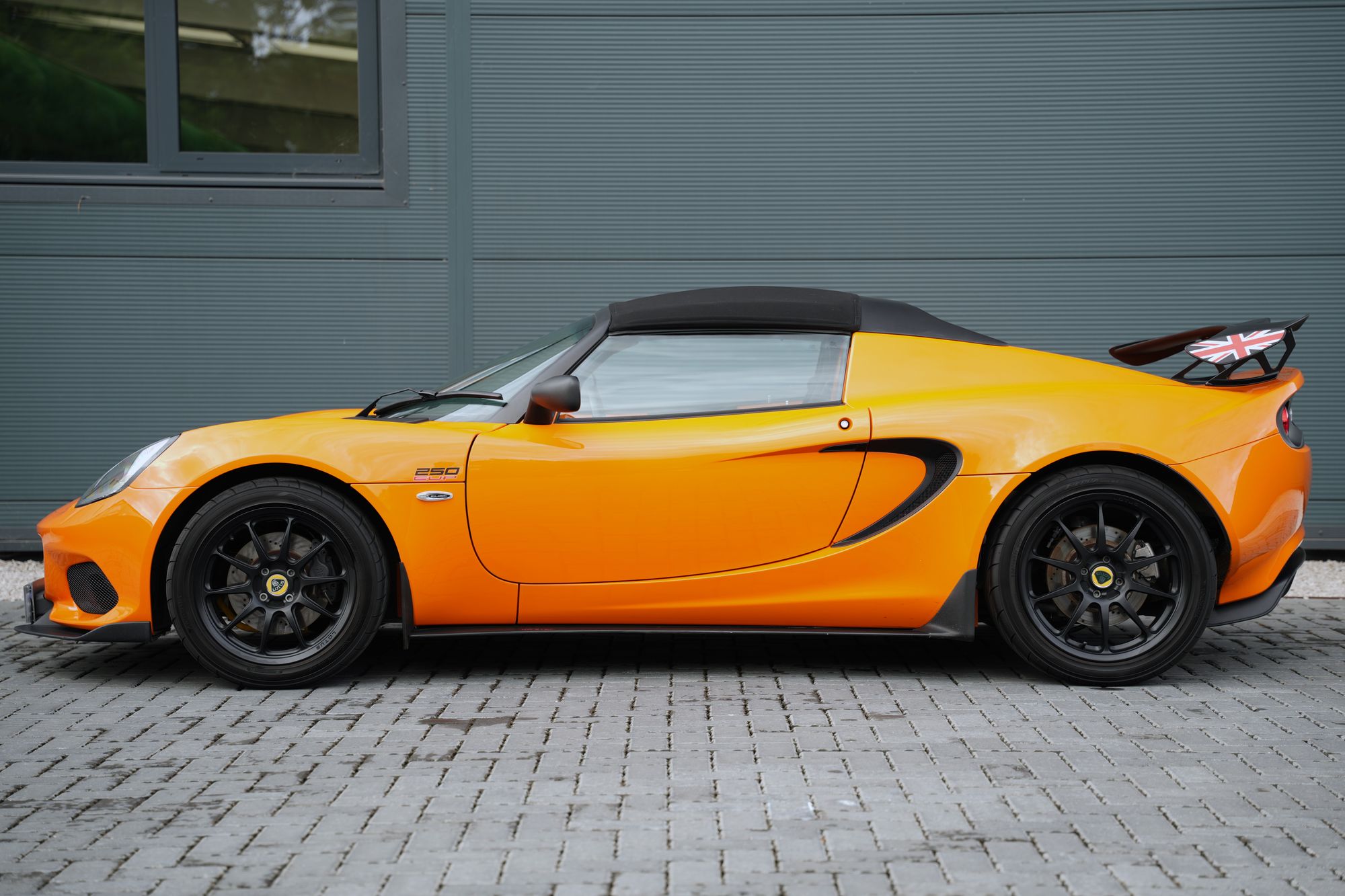 2021 Lotus Elise CUP 250
