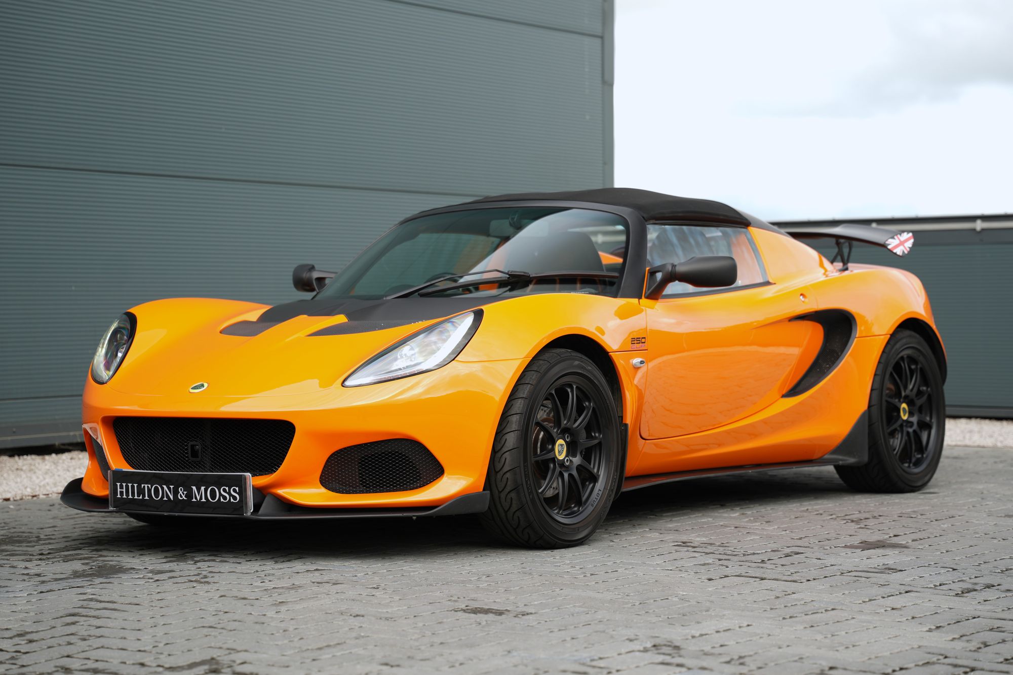 2021 Lotus Elise CUP 250