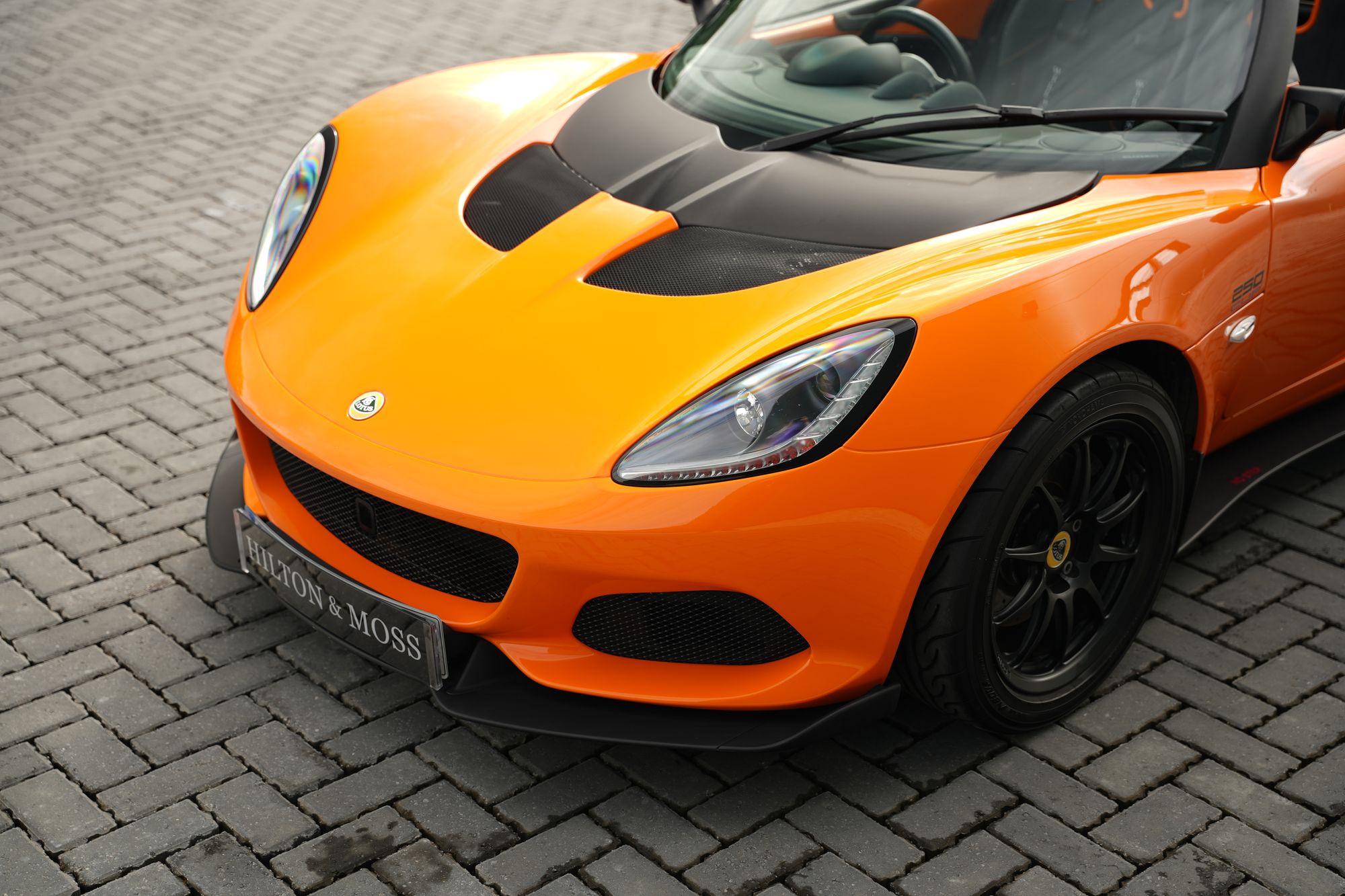 2021 Lotus Elise CUP 250