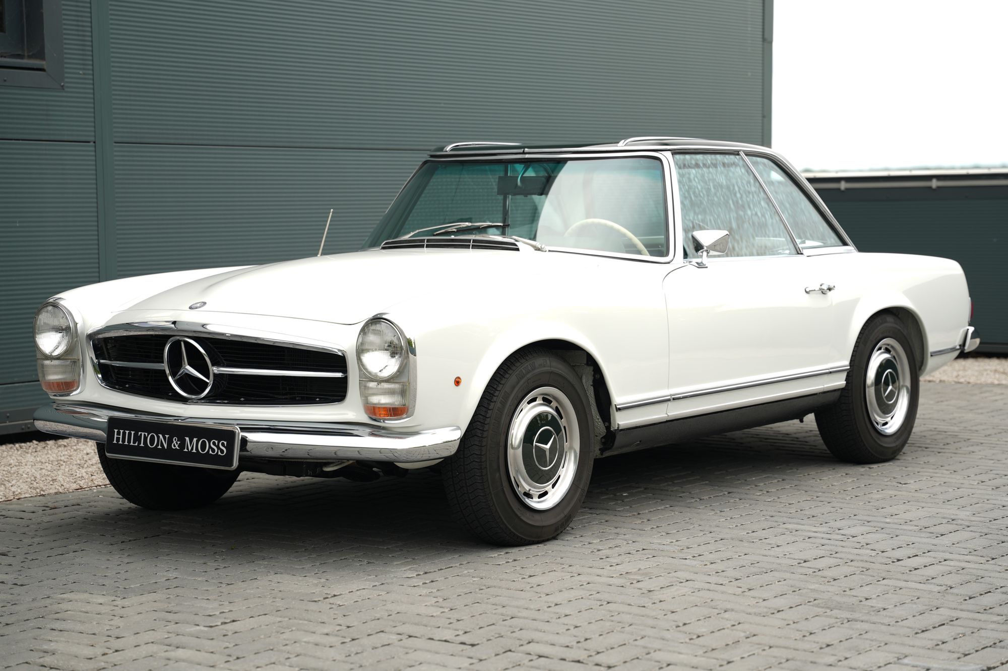 1968 Mercedes-Benz 280 SL Pagoda