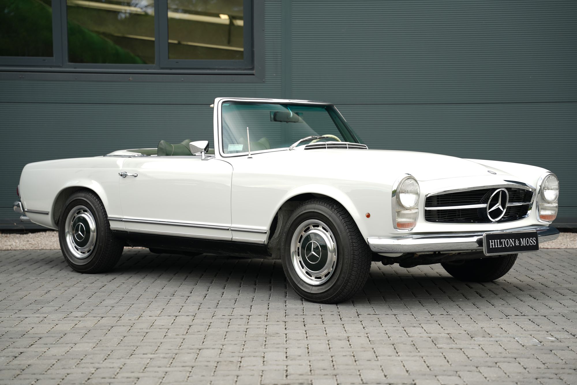 1968 Mercedes-Benz 280 SL Pagoda