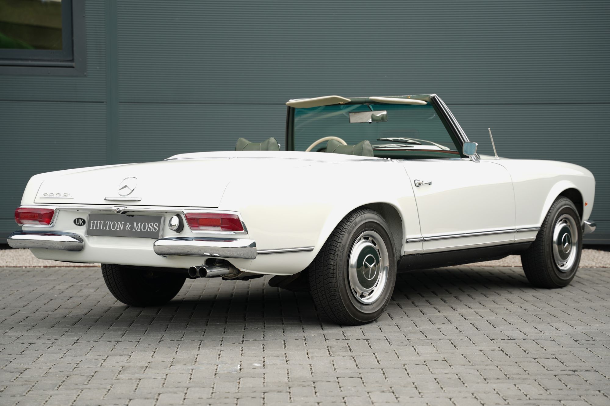 1968 Mercedes-Benz 280 SL Pagoda