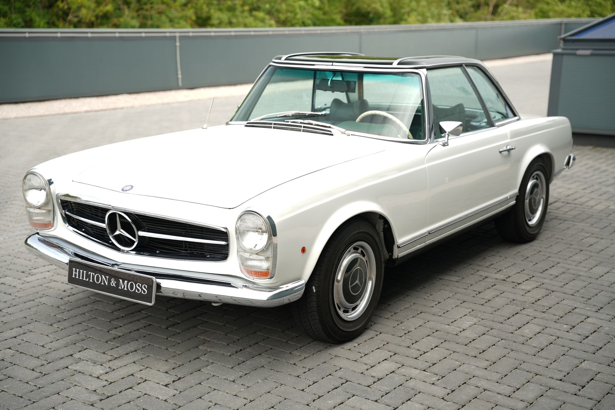 1968 Mercedes-Benz 280 SL Pagoda