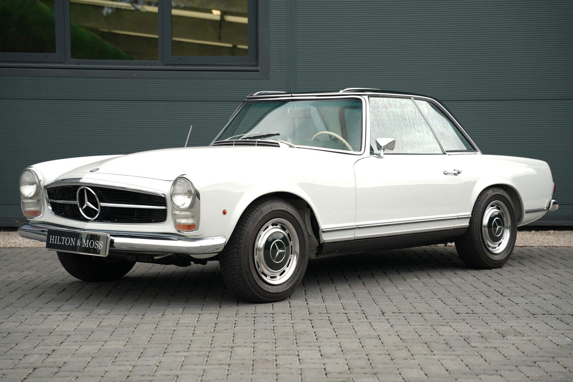 1968 Mercedes-Benz 280 SL Pagoda
