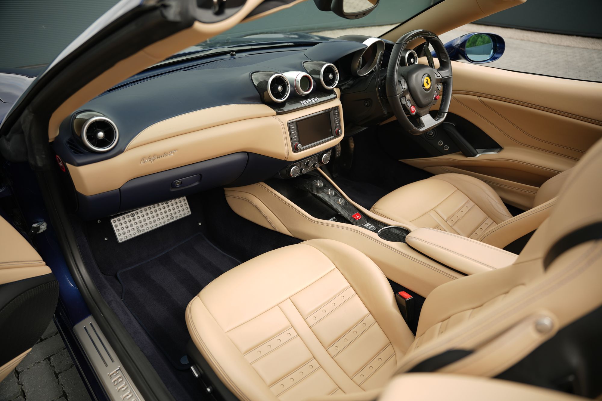 2015 Ferrari California T