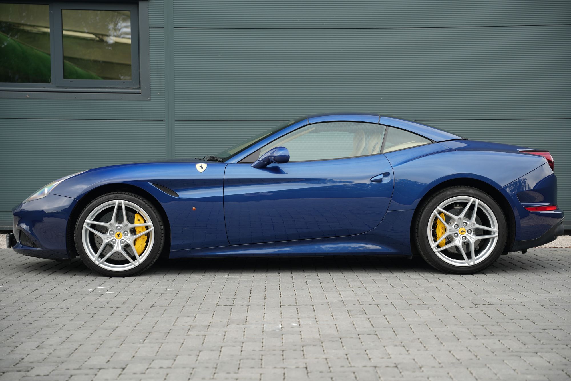 2015 Ferrari California T