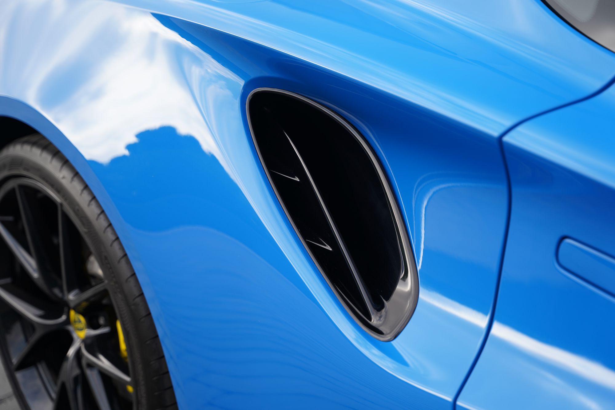 2023 Lotus Emira V6 First Edition