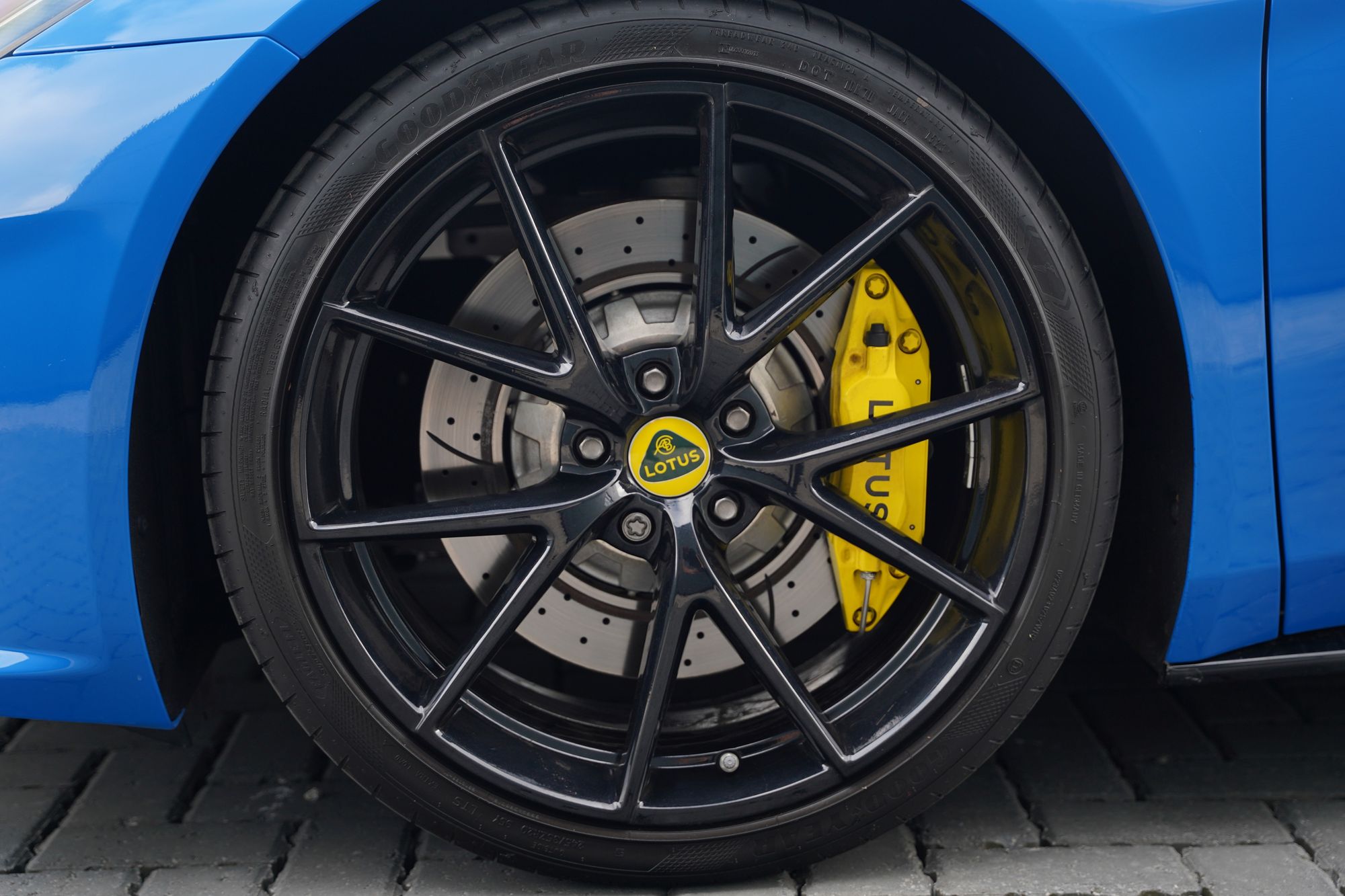 2023 Lotus Emira V6 First Edition