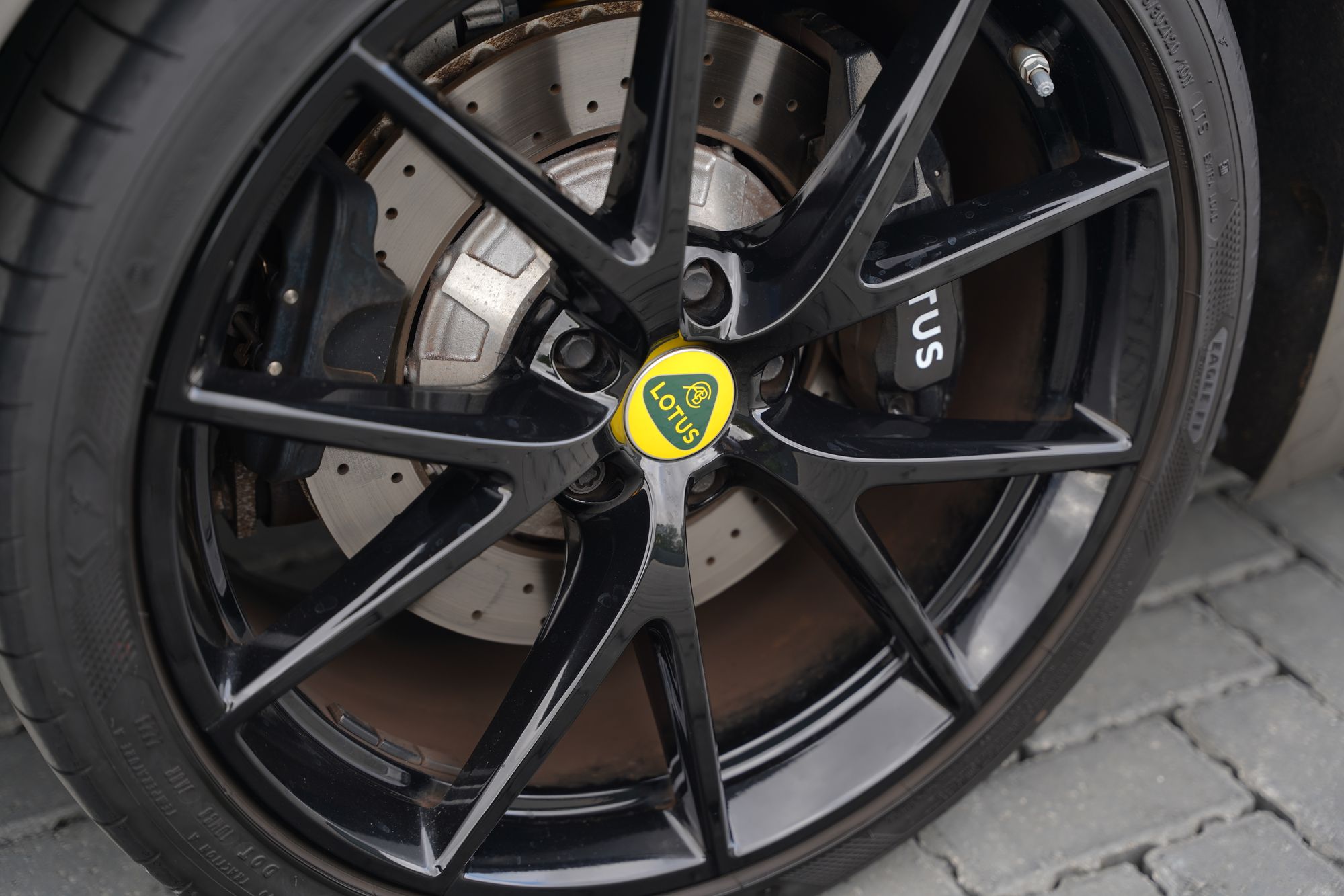 2024 Lotus Emira Turbo First Edition