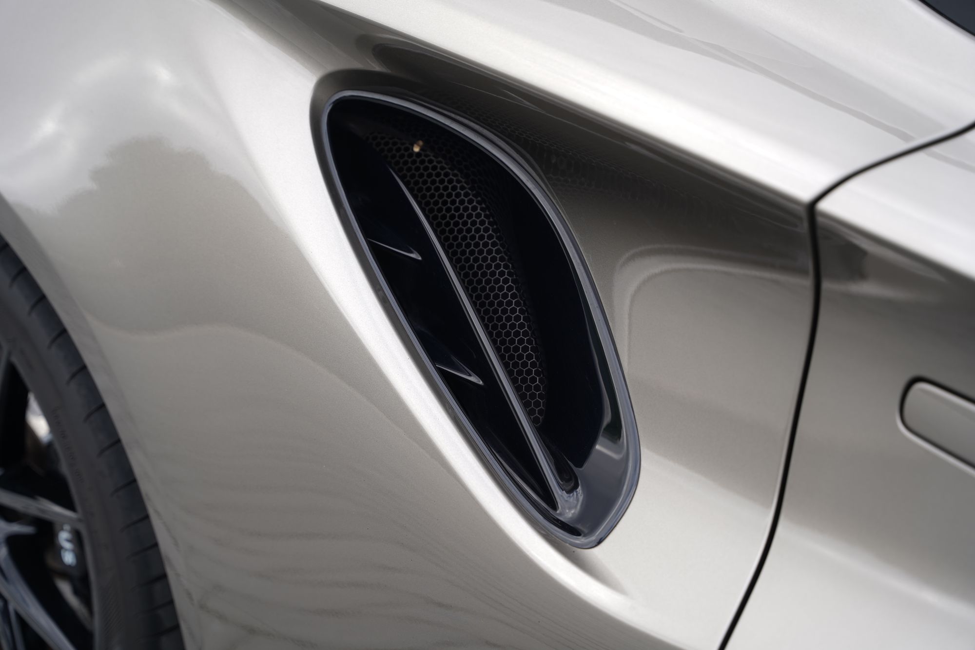 2024 Lotus Emira Turbo First Edition