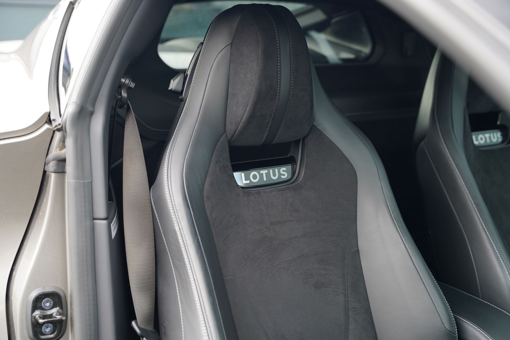 2024 Lotus Emira Turbo First Edition