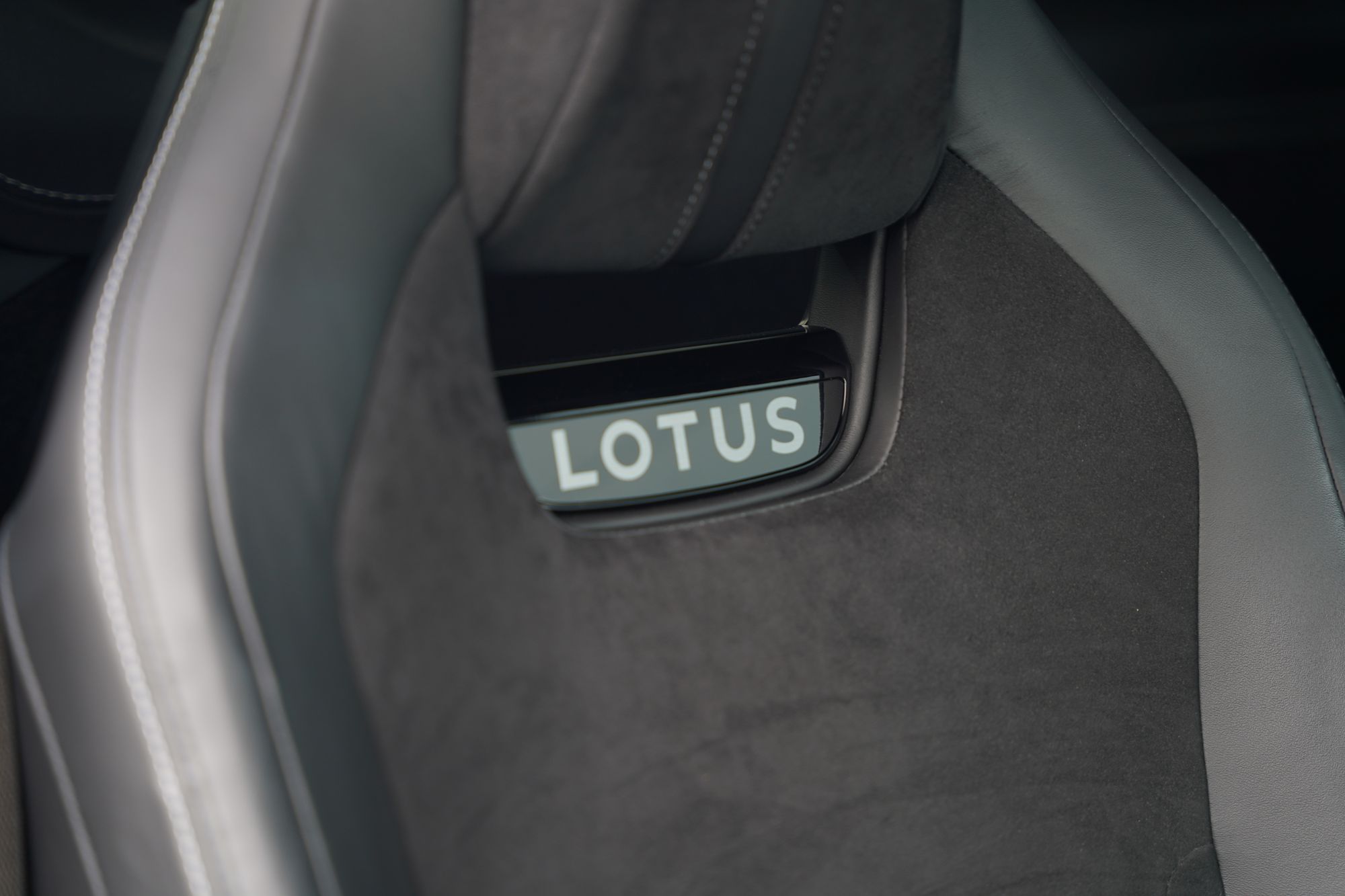 2024 Lotus Emira Turbo First Edition