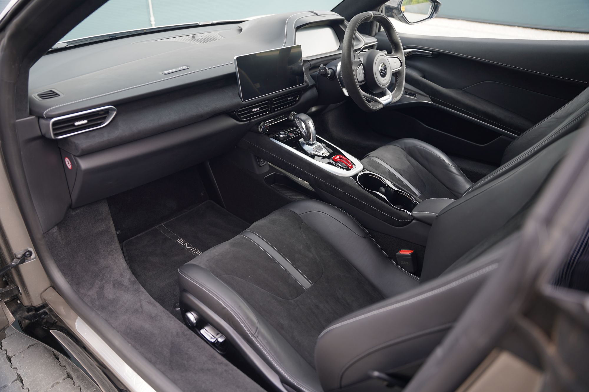 2024 Lotus Emira Turbo First Edition