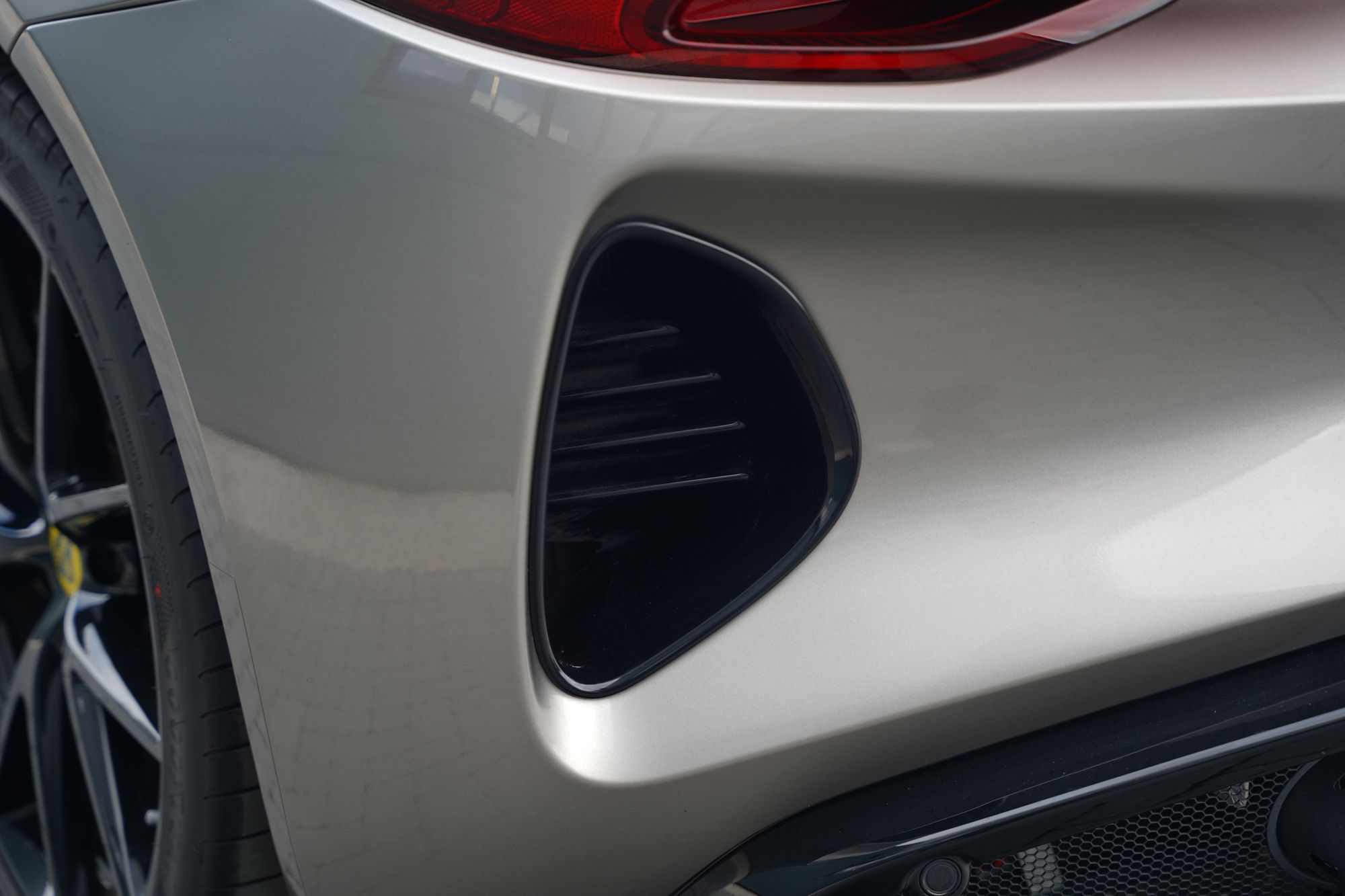 2024 Lotus Emira Turbo First Edition