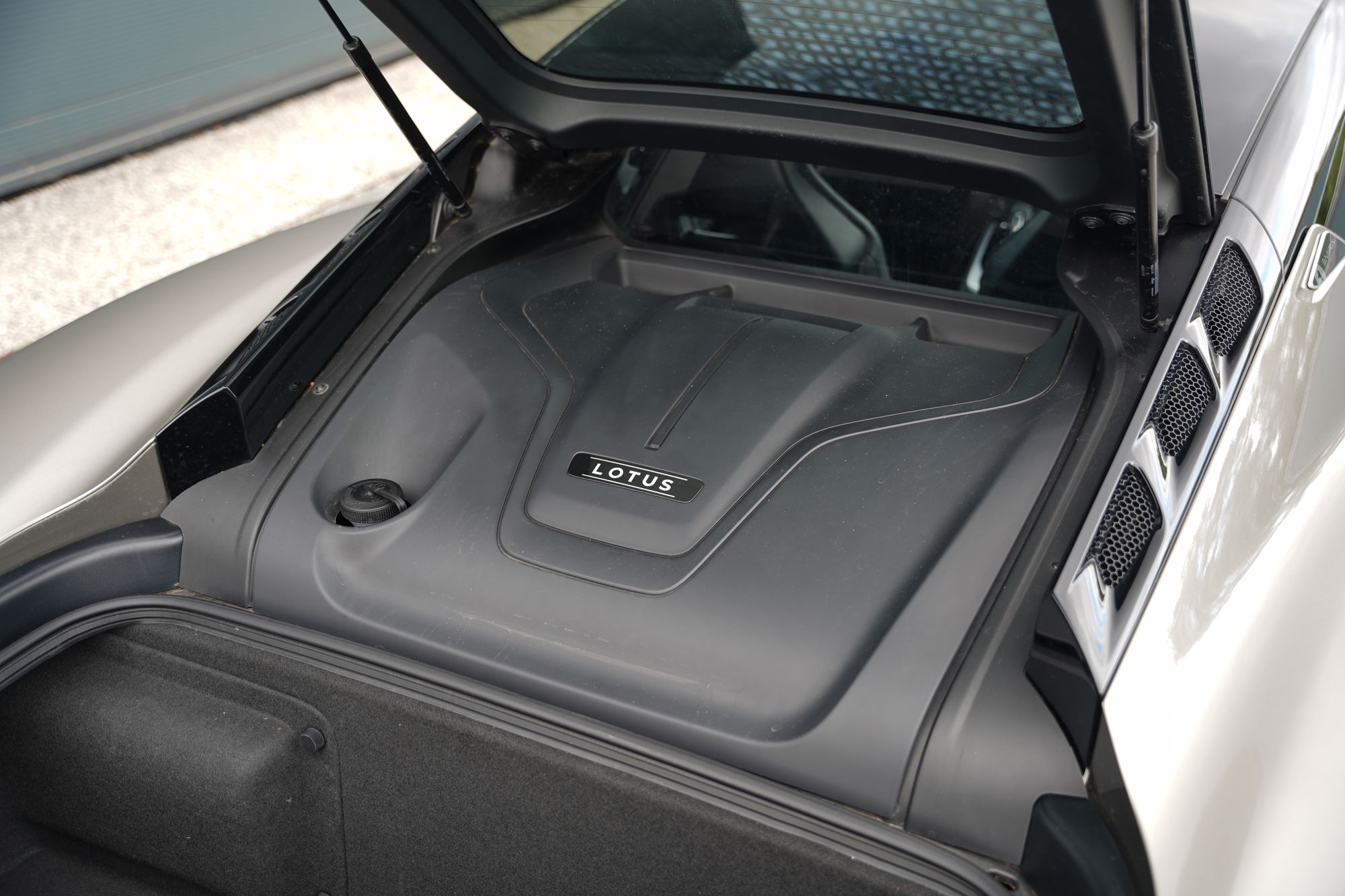 2024 Lotus Emira Turbo First Edition