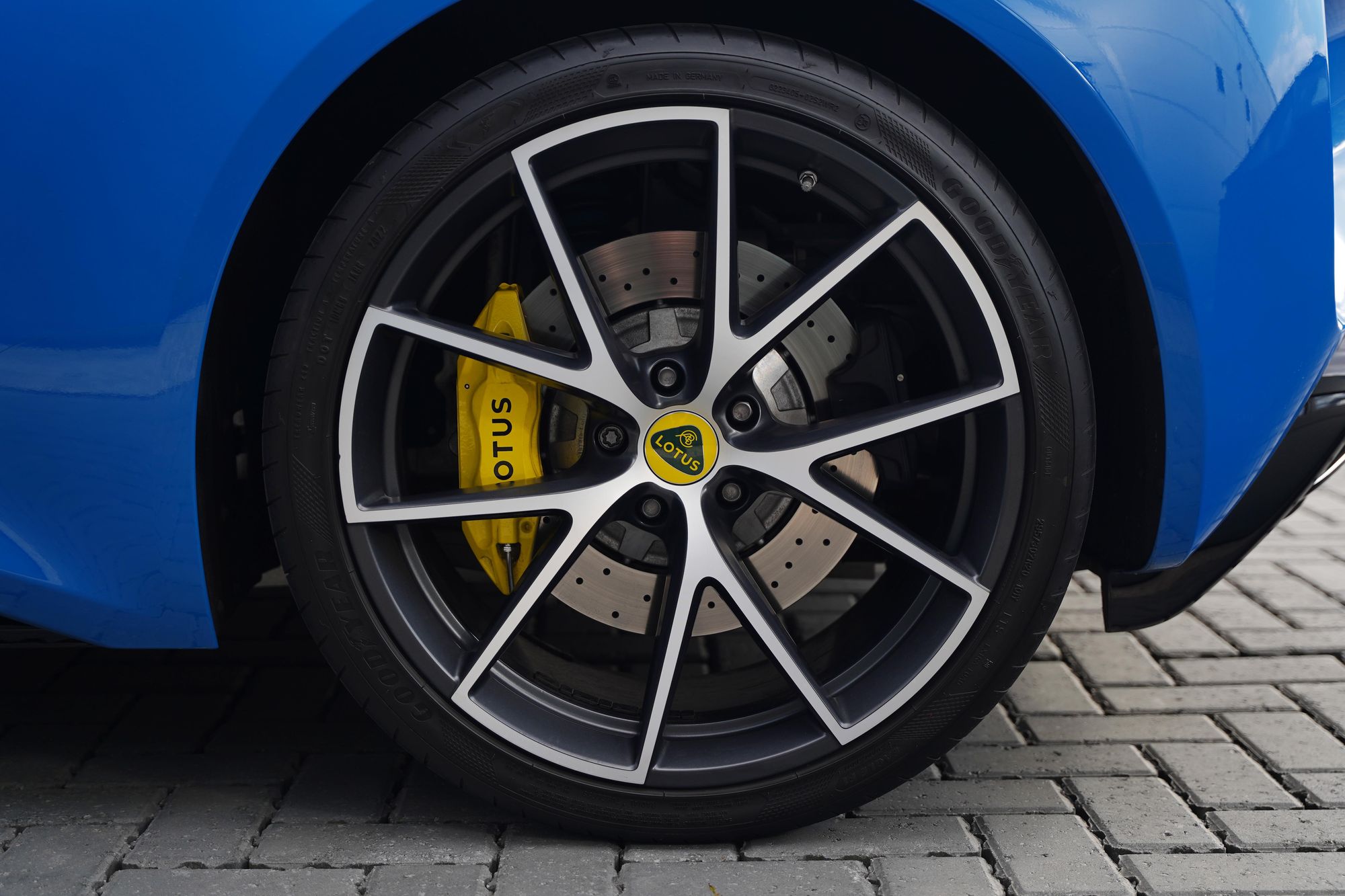 2023 Lotus Emira V6 First Edition Auto
