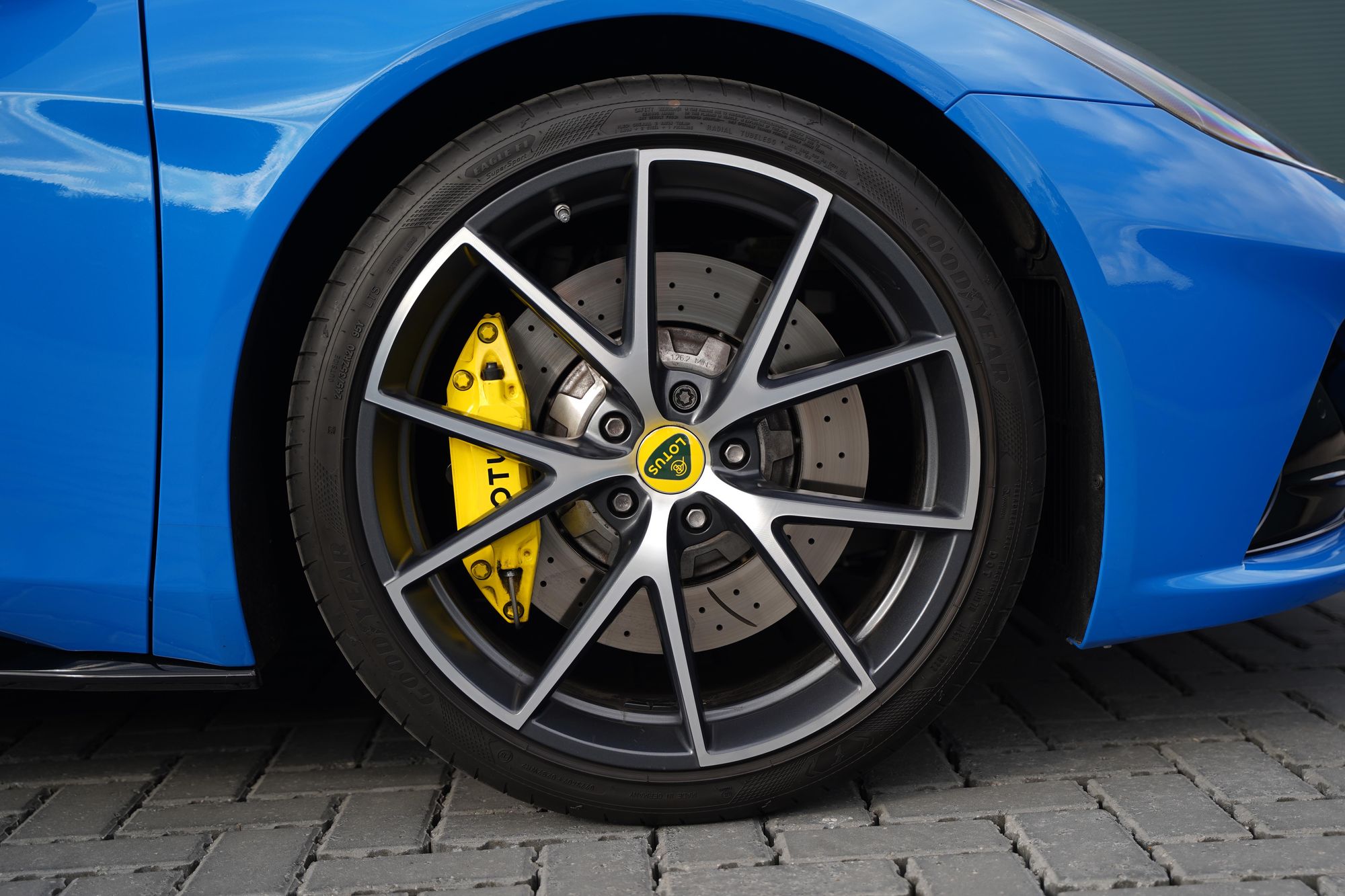 2023 Lotus Emira V6 First Edition Auto