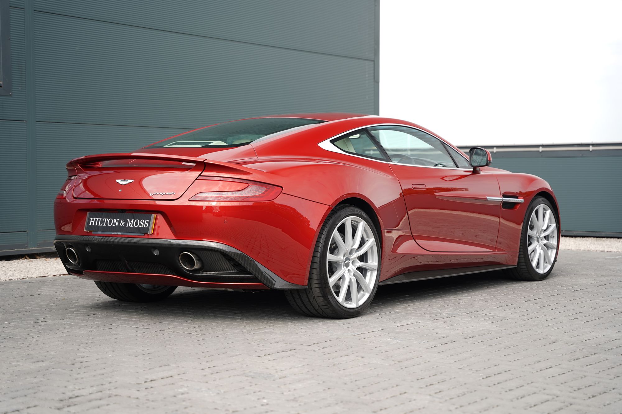 2013 Aston Martin Vanquish Coupe