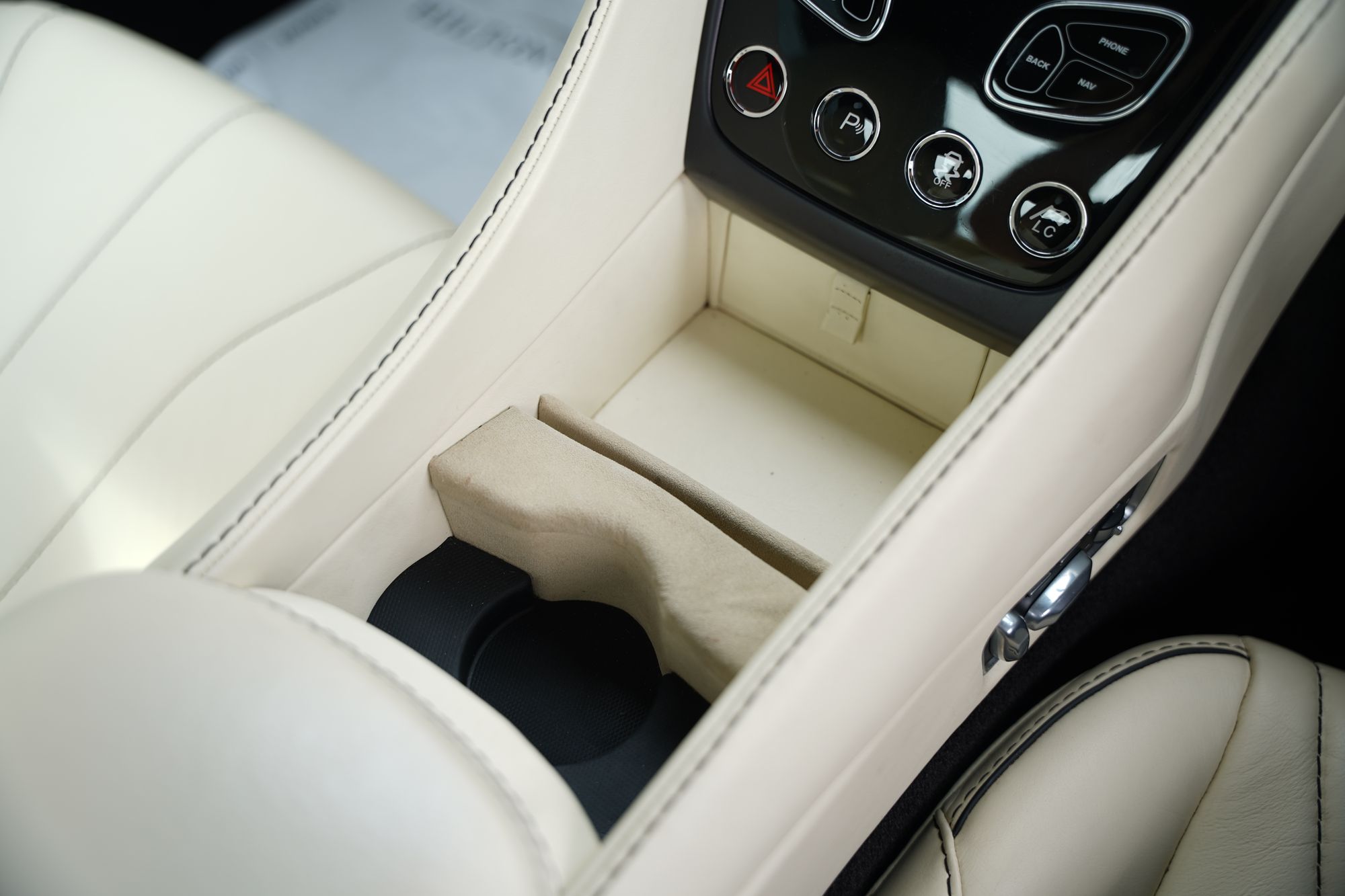 2013 Aston Martin Vanquish Coupe