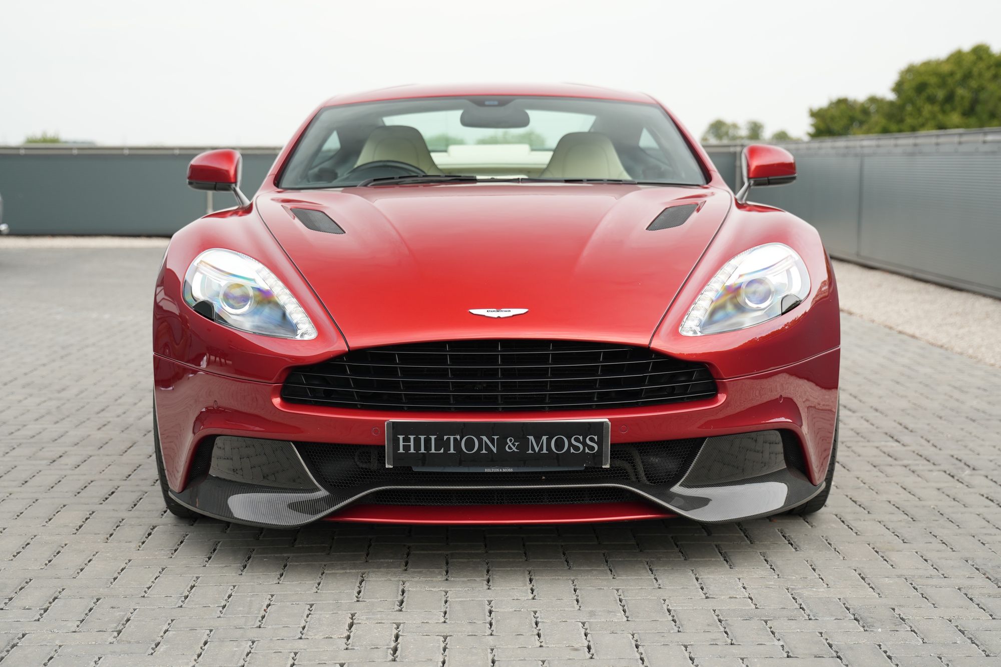 2013 Aston Martin Vanquish Coupe
