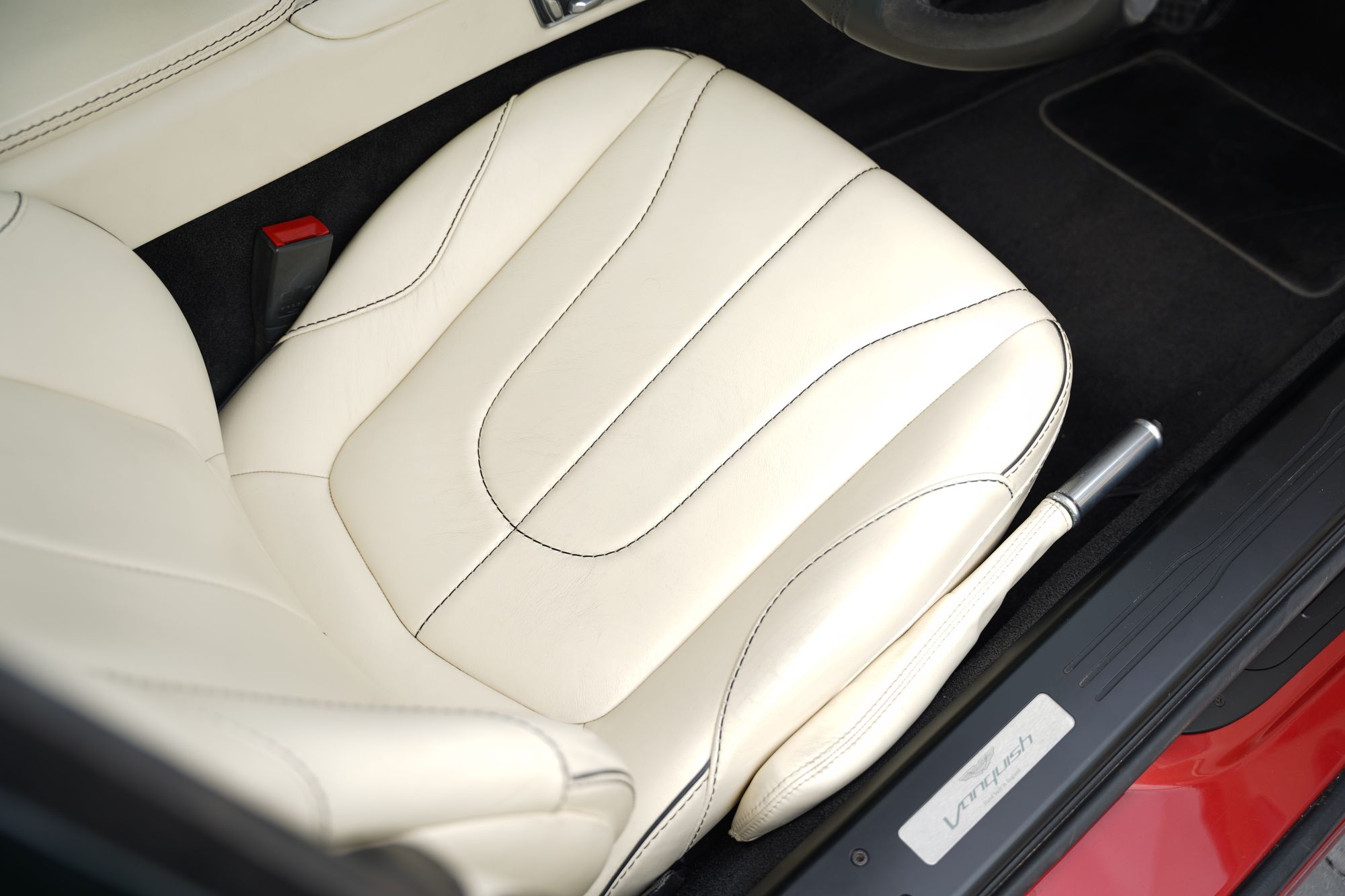 2013 Aston Martin Vanquish Coupe