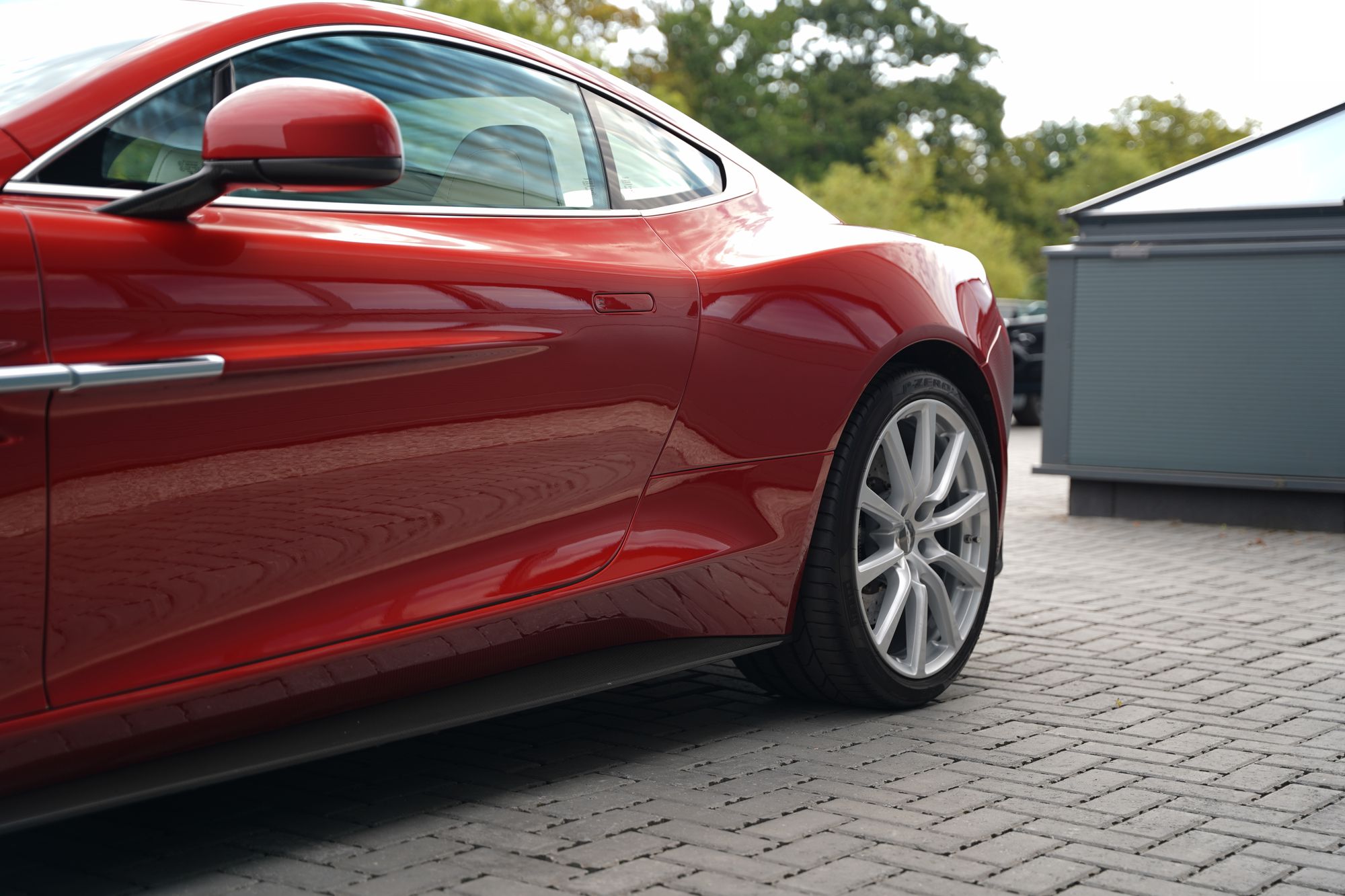 2013 Aston Martin Vanquish Coupe