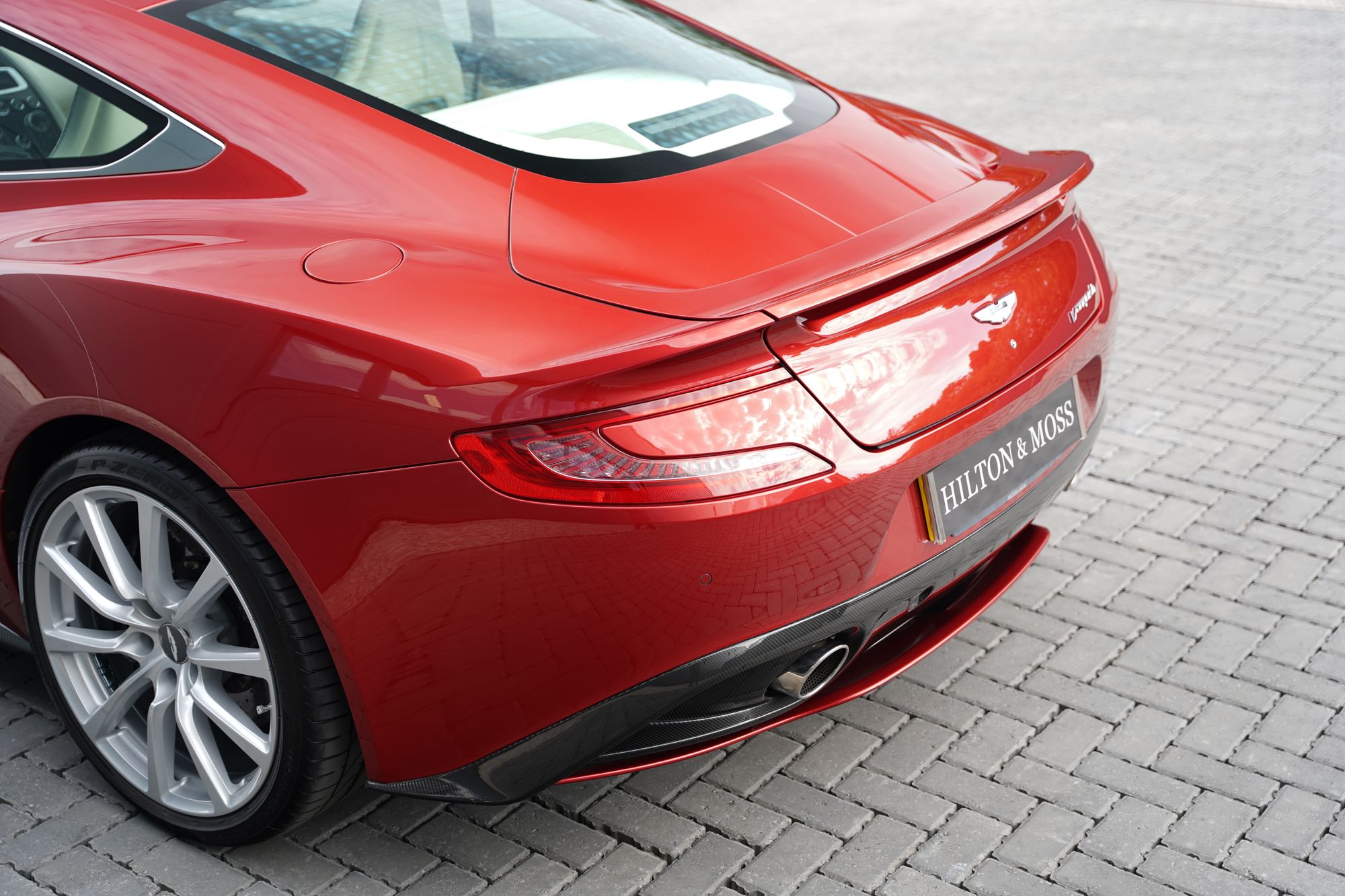 2013 Aston Martin Vanquish Coupe