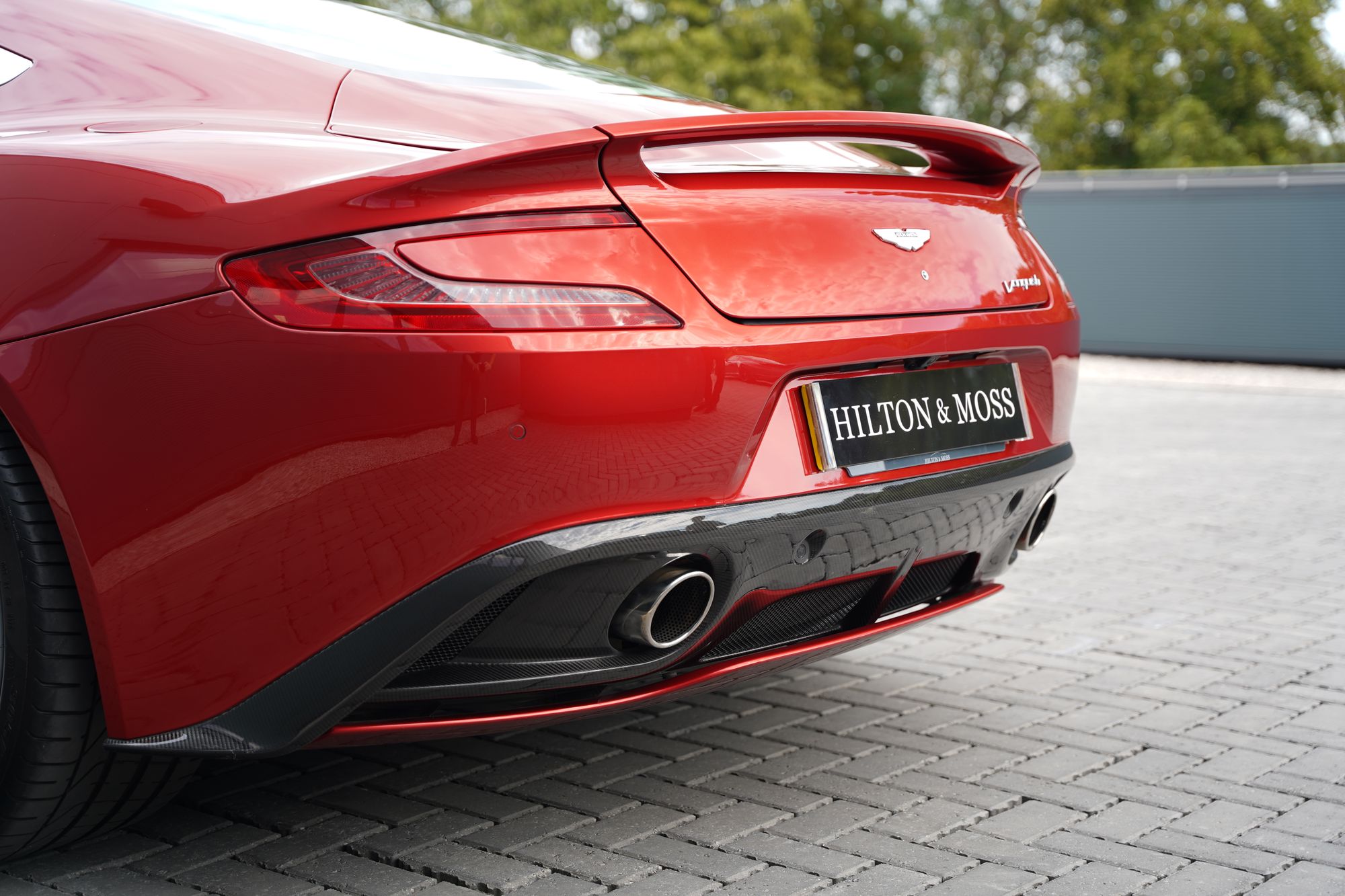 2013 Aston Martin Vanquish Coupe