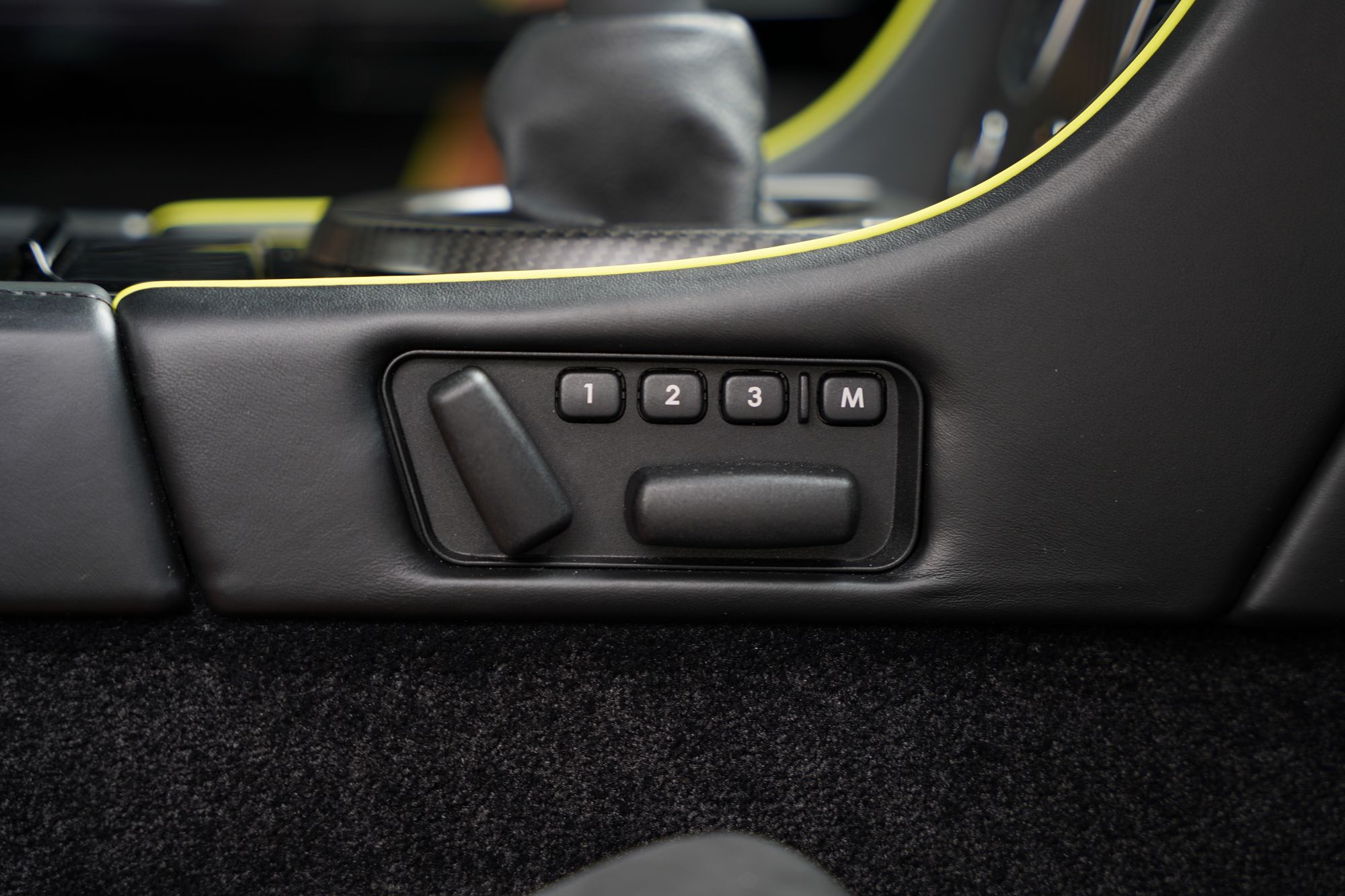 2018 Aston Martin V8 Vantage AMR