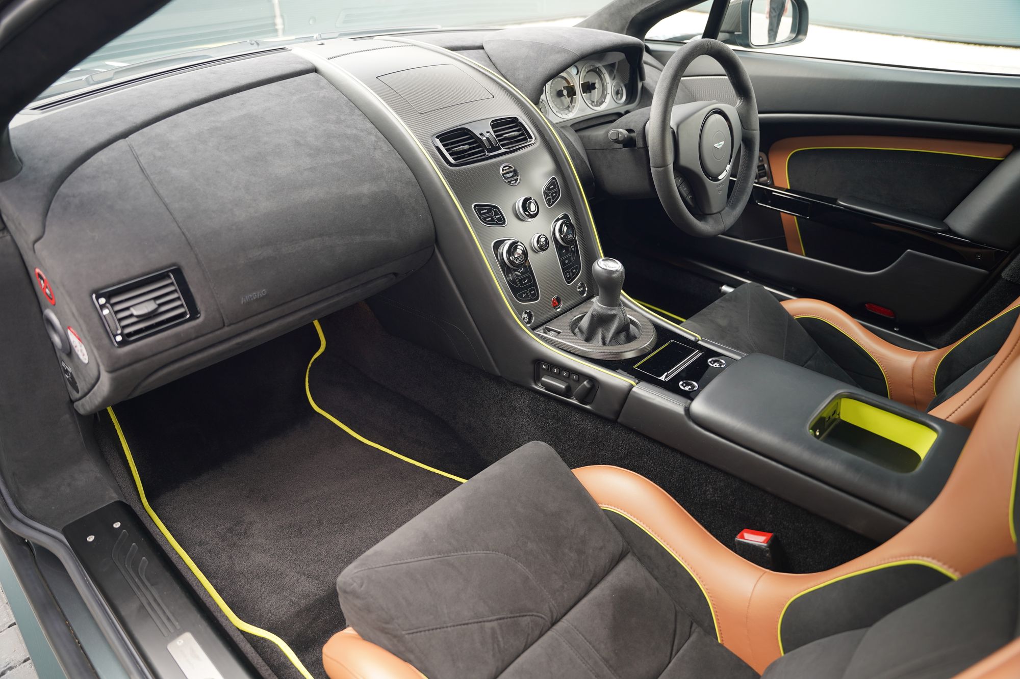 2018 Aston Martin V8 Vantage AMR