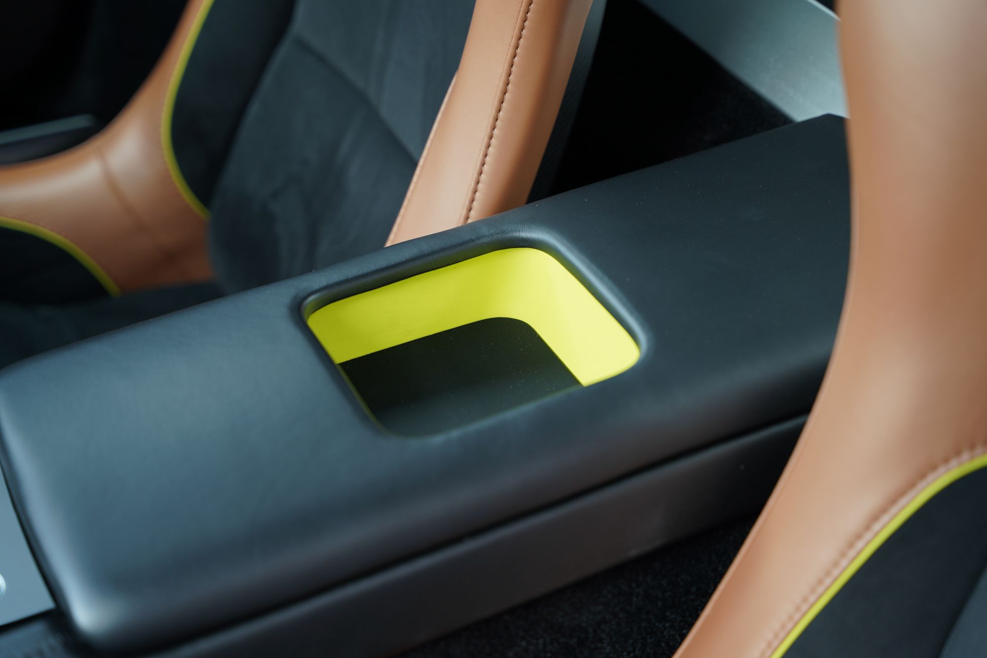 2018 Aston Martin V8 Vantage AMR