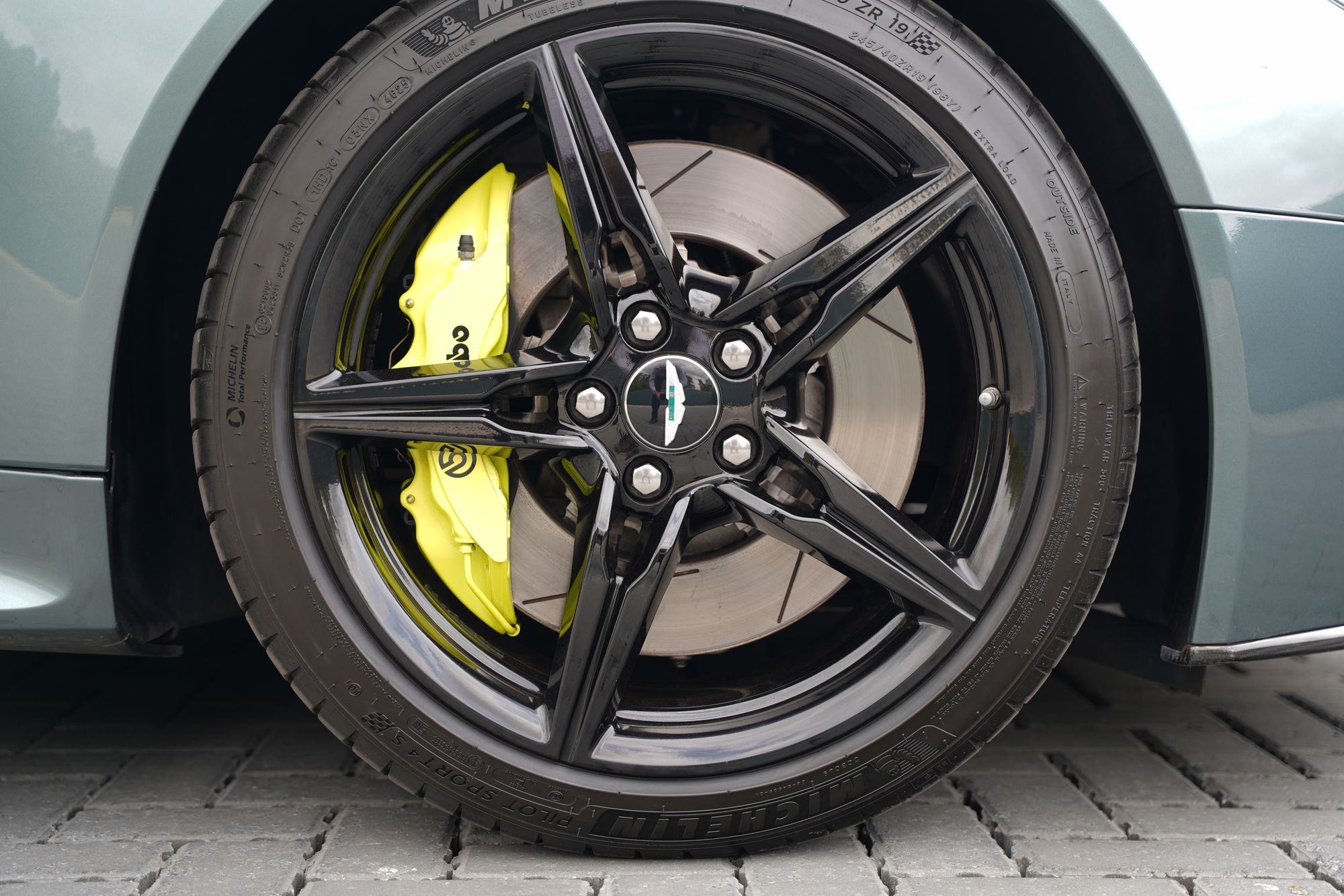 2018 Aston Martin V8 Vantage AMR