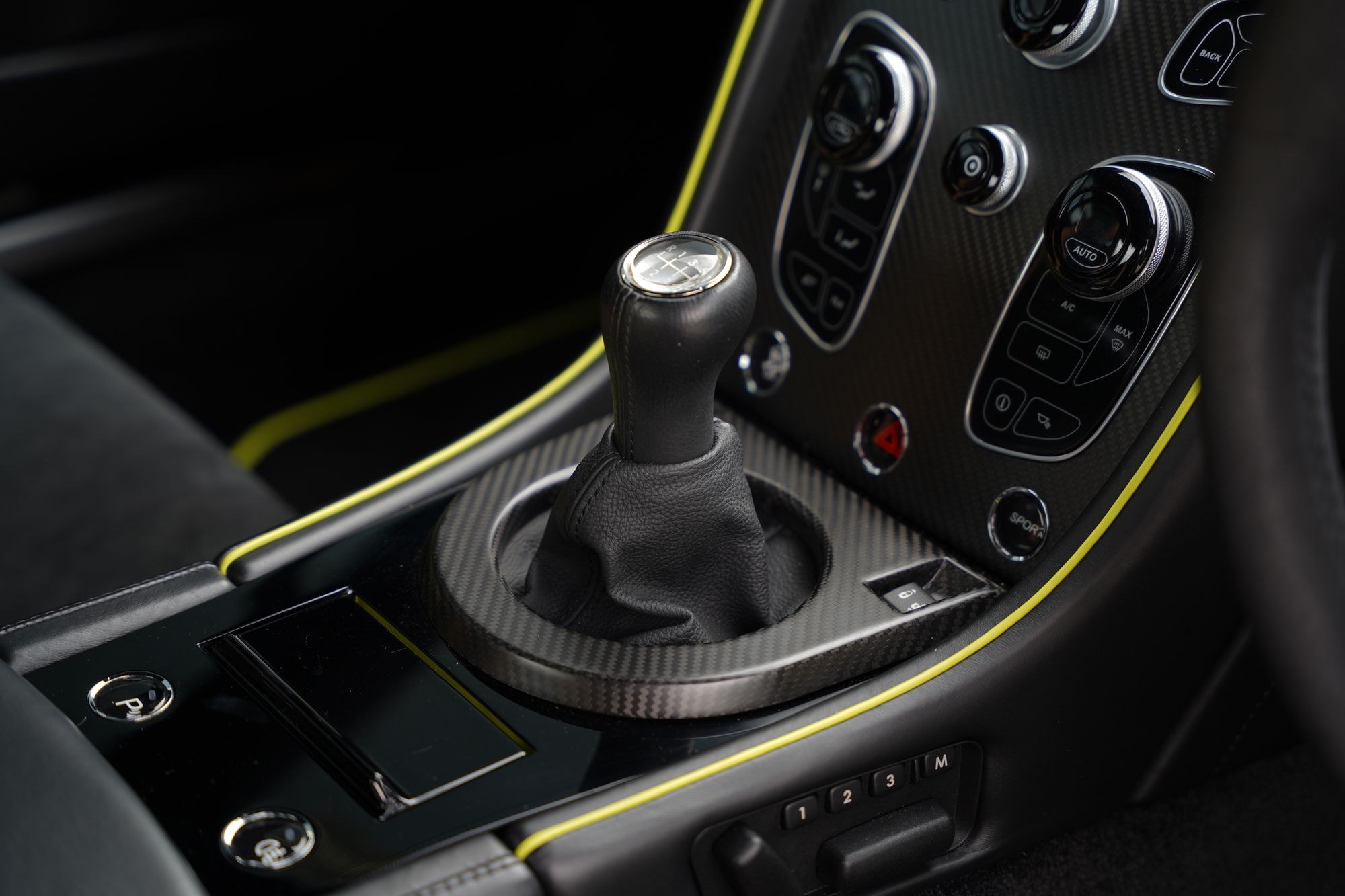 2018 Aston Martin V8 Vantage AMR