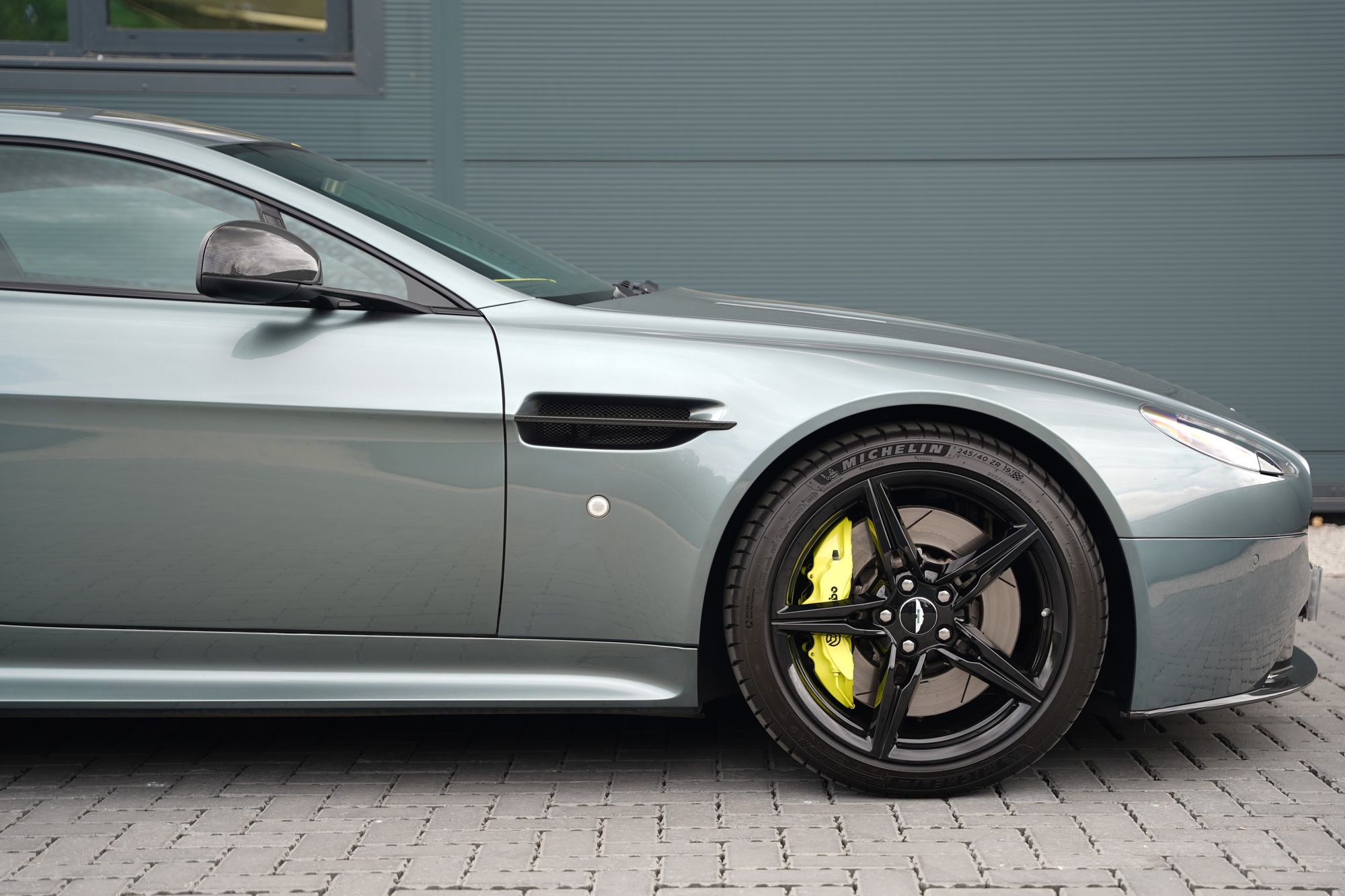 2018 Aston Martin V8 Vantage AMR