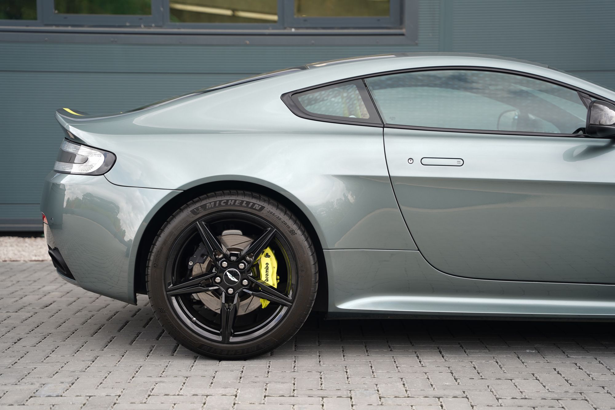 2018 Aston Martin V8 Vantage AMR