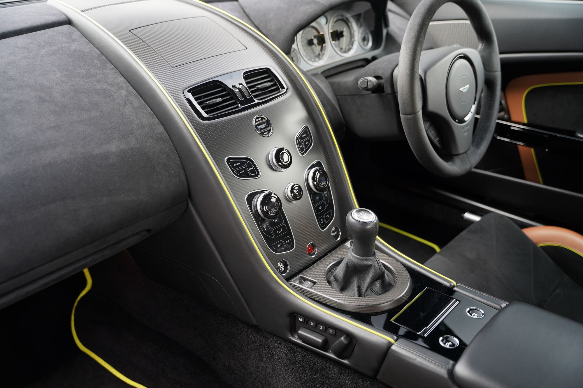 2018 Aston Martin V8 Vantage AMR