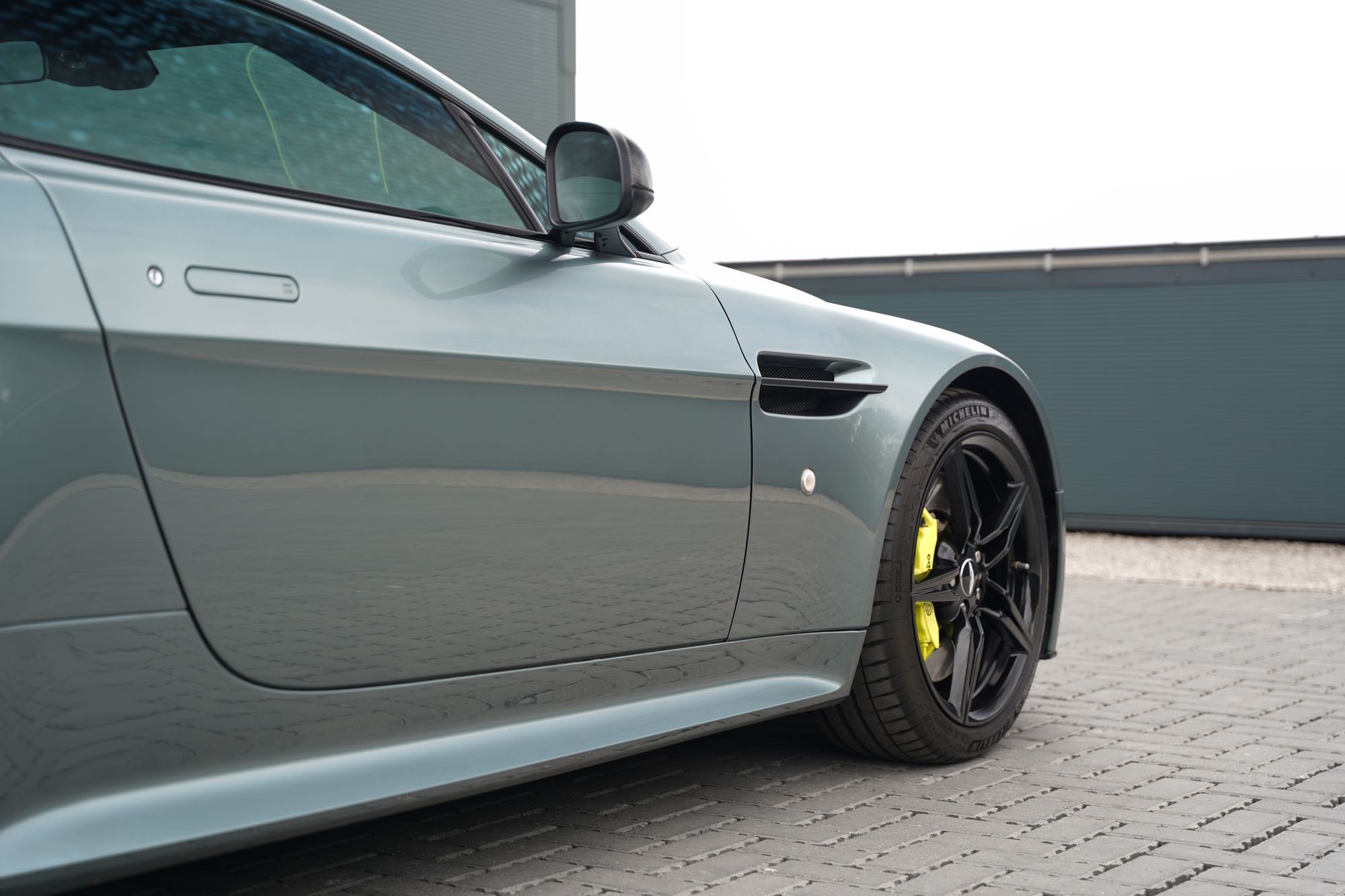 2018 Aston Martin V8 Vantage AMR