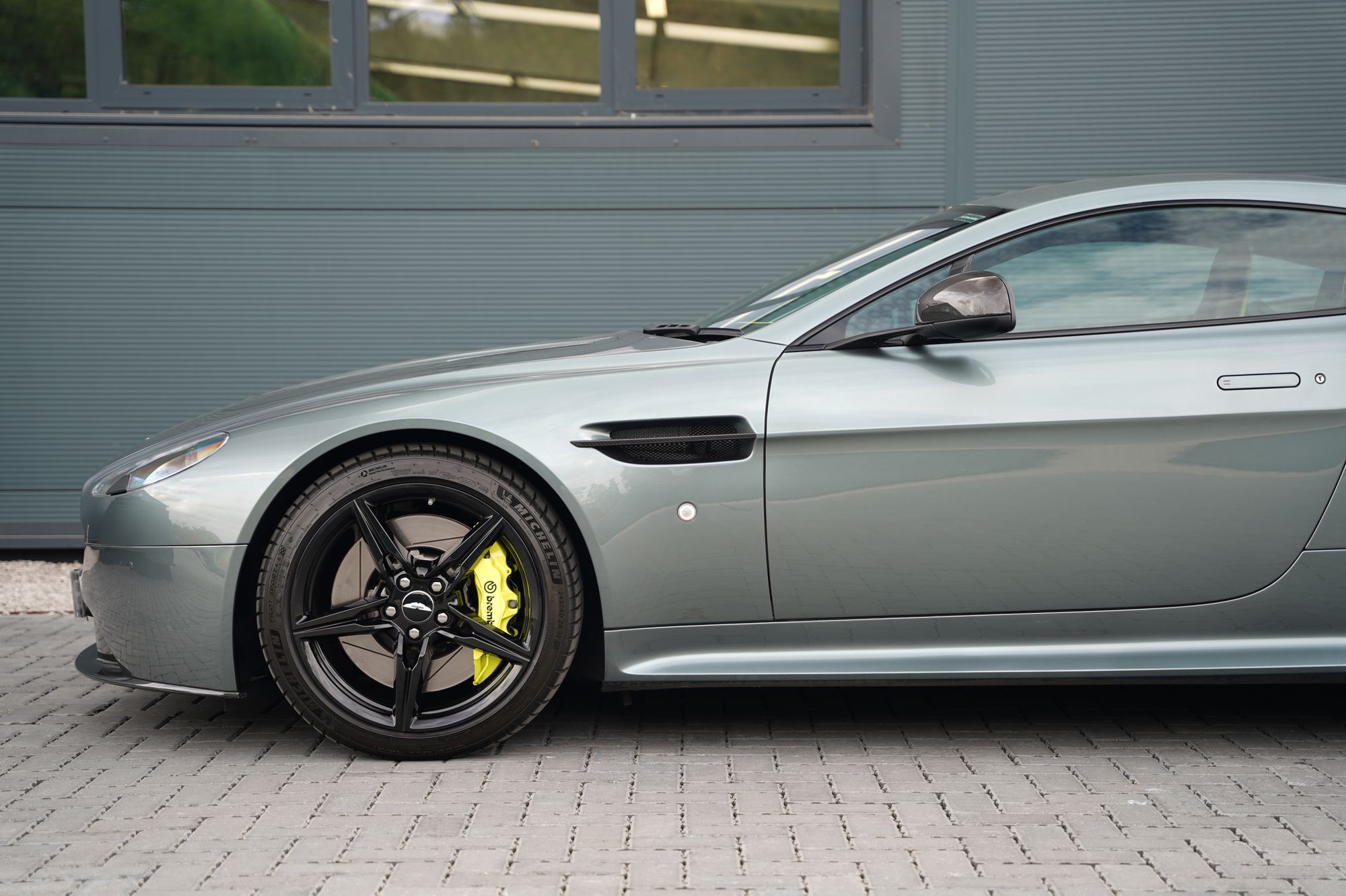 2018 Aston Martin V8 Vantage AMR