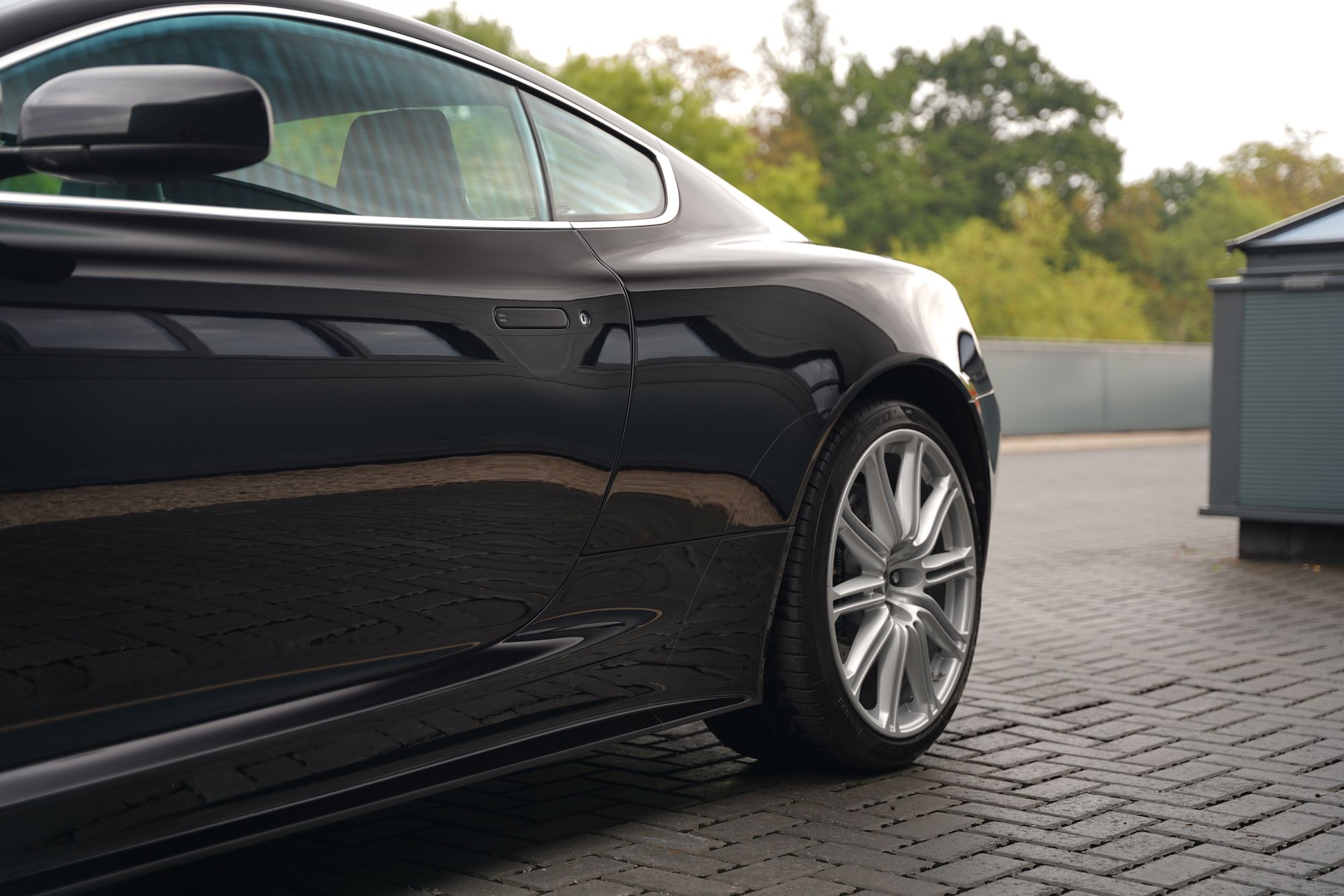 2008 Aston Martin DBS Coupe