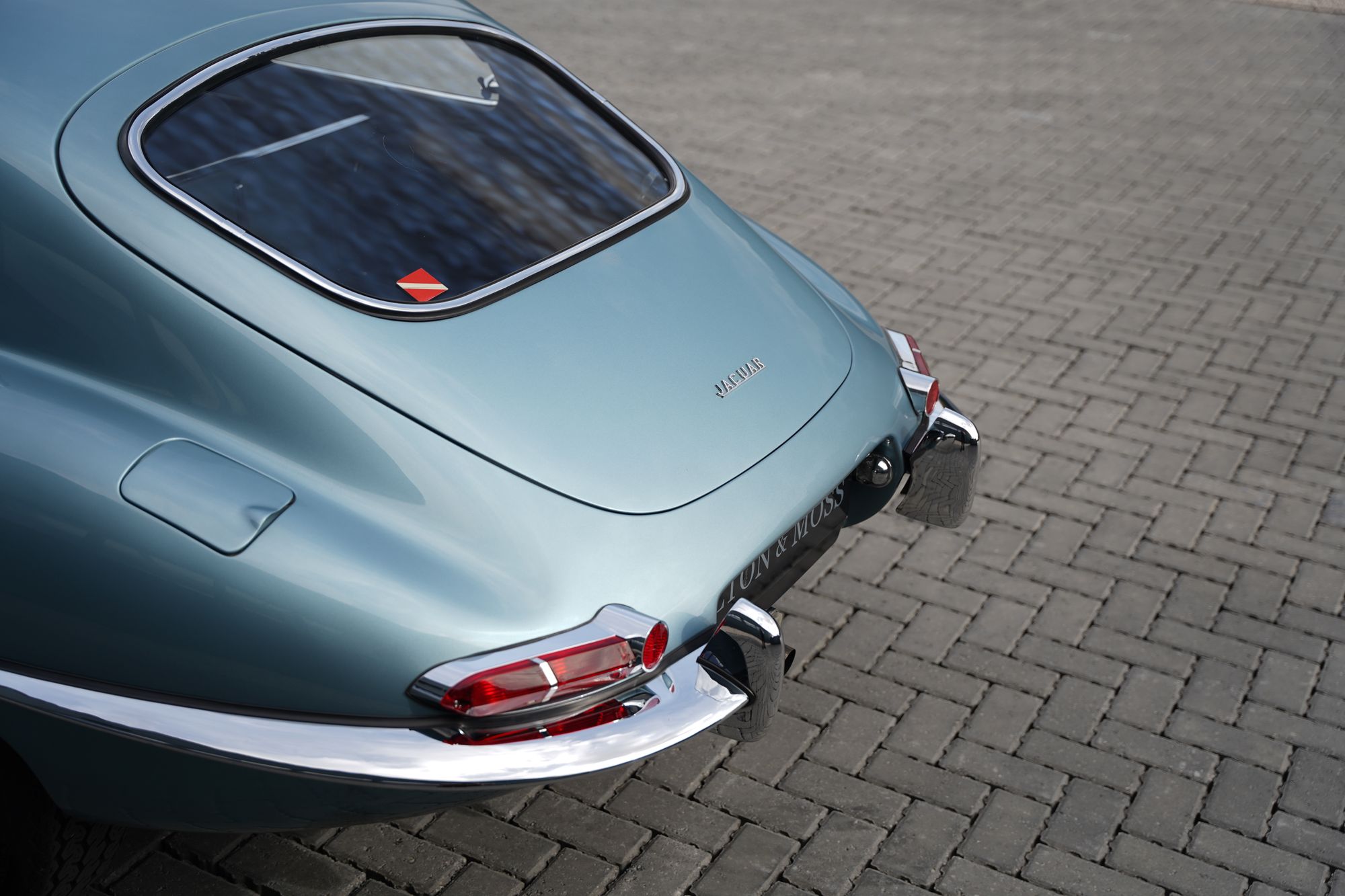 1962 Jaguar E-Type Series 1 3.8 FHC