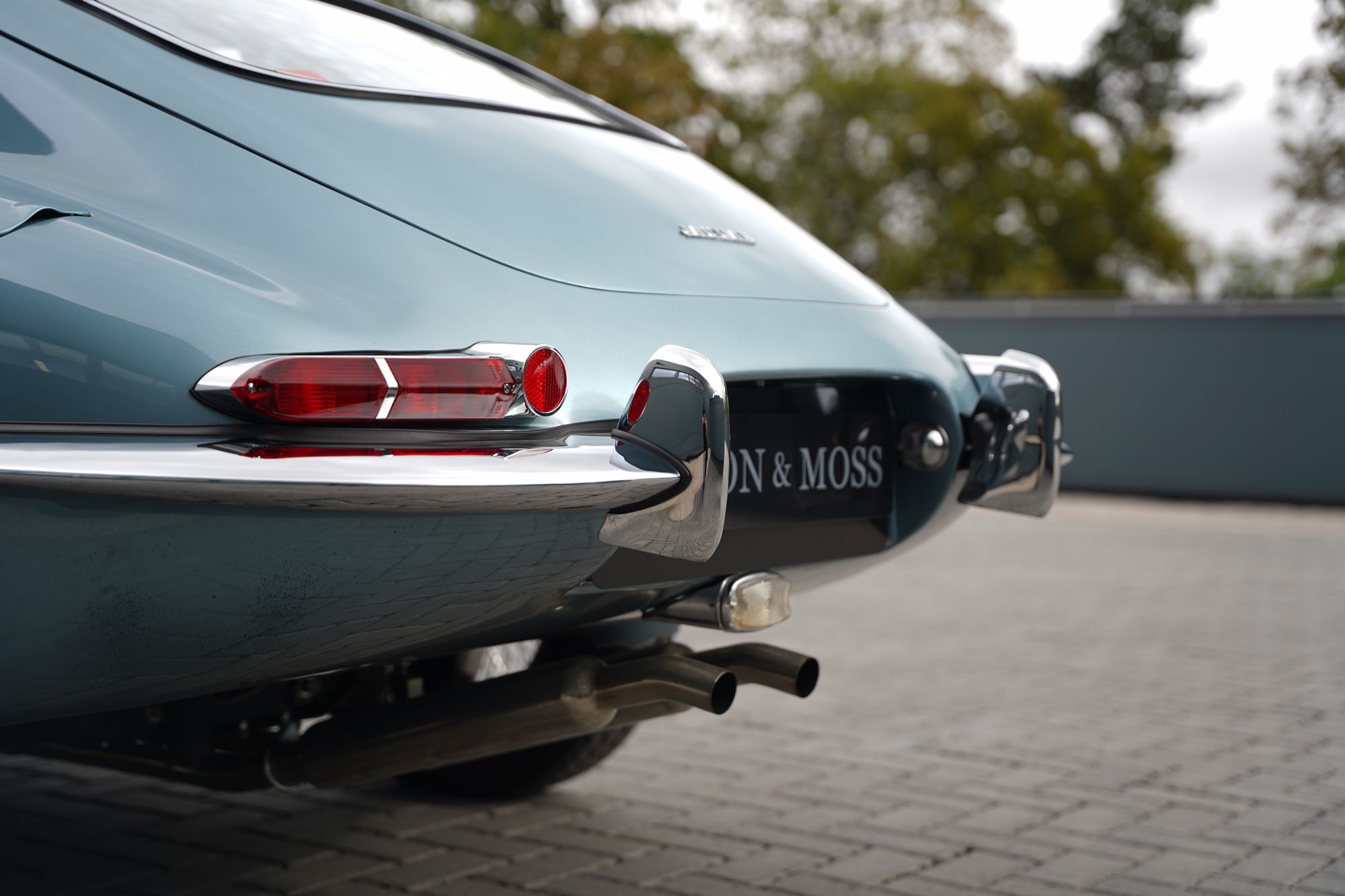 1962 Jaguar E-Type Series 1 3.8 FHC