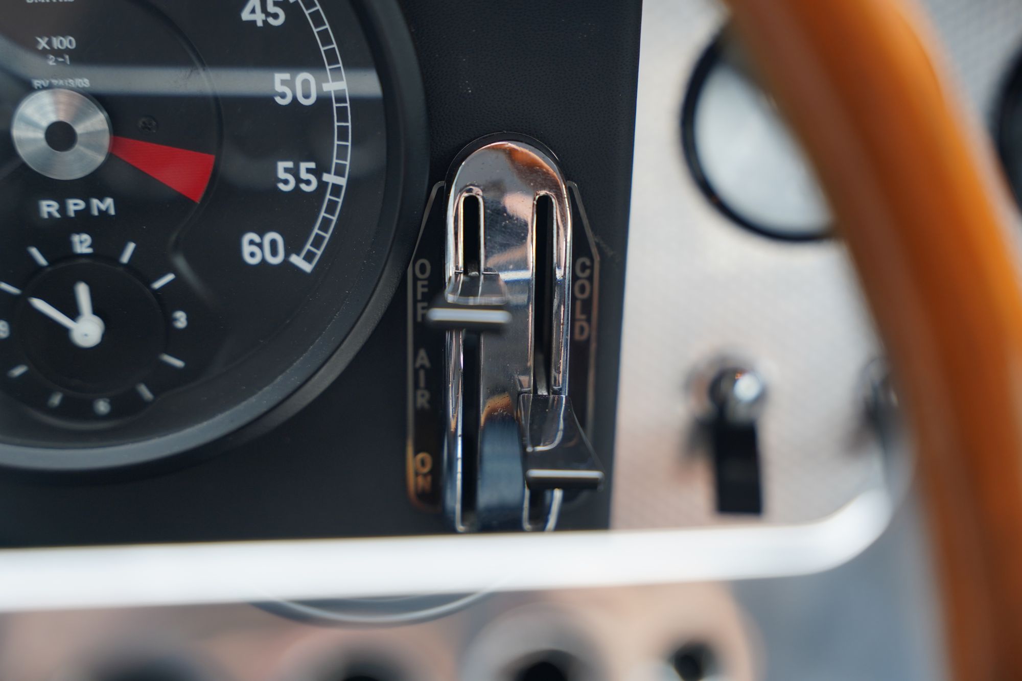 1962 Jaguar E-Type Series 1 3.8 FHC