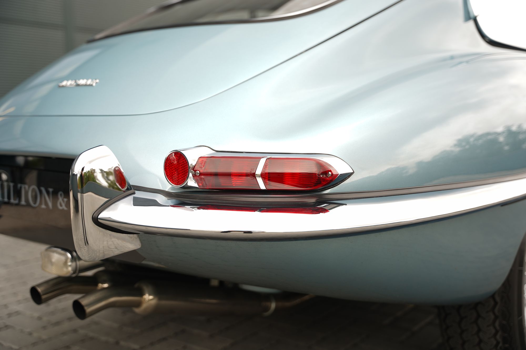 1962 Jaguar E-Type Series 1 3.8 FHC