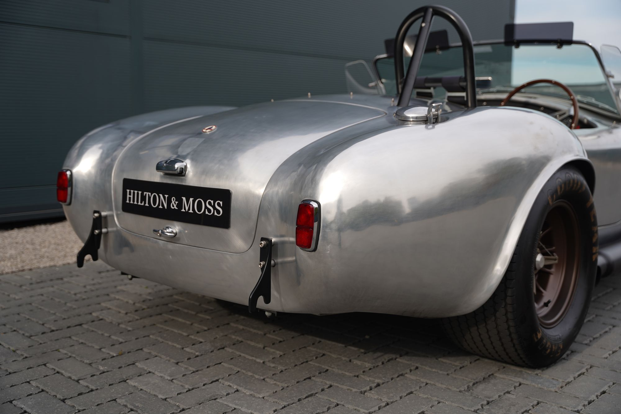 2018 DBR Cobra DB427SC