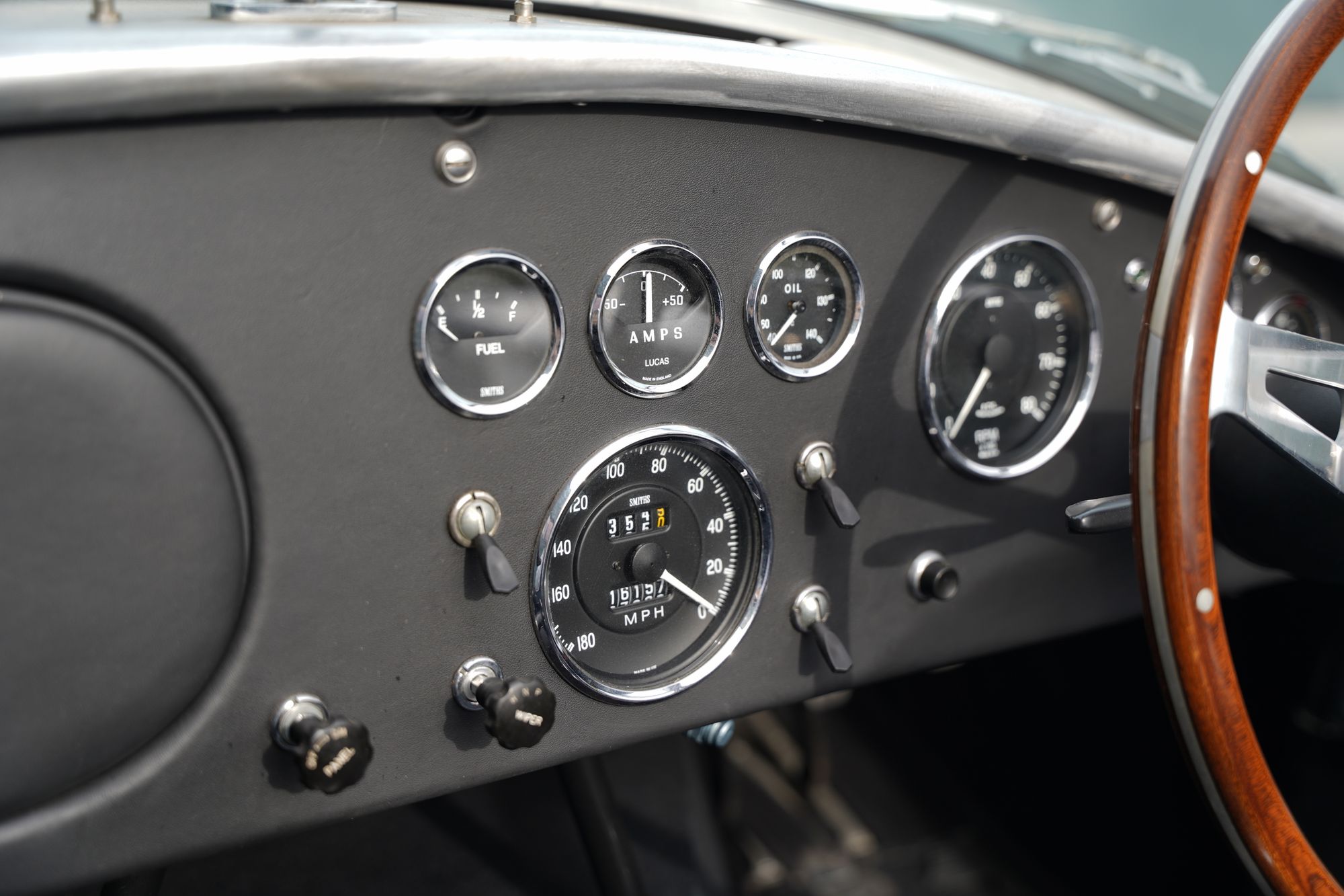 2018 DBR Cobra DB427SC