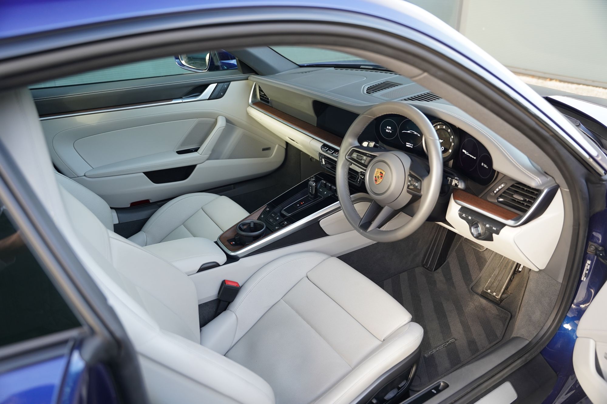 2022 Porsche 911 992.1 Carrera 4
