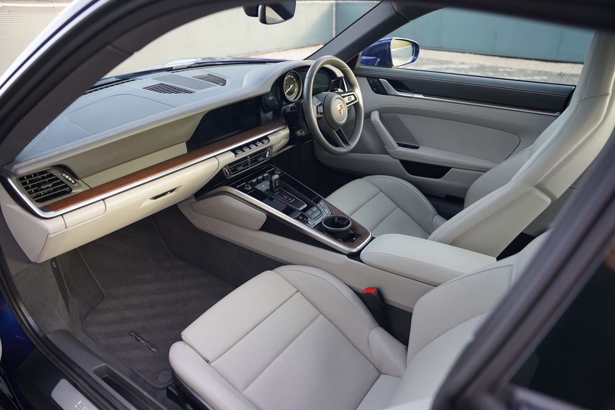 2022 Porsche 911 992.1 Carrera 4