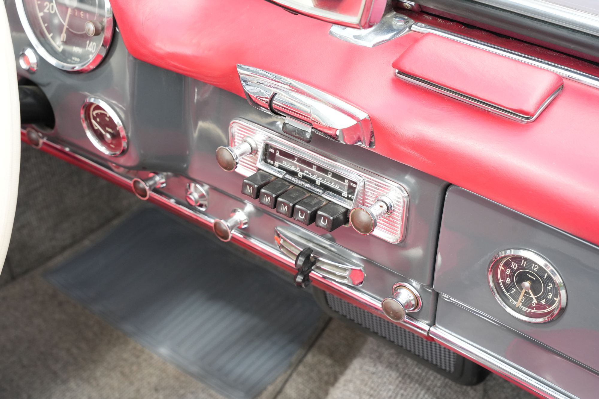 1961 Mercedes-Benz 190SL