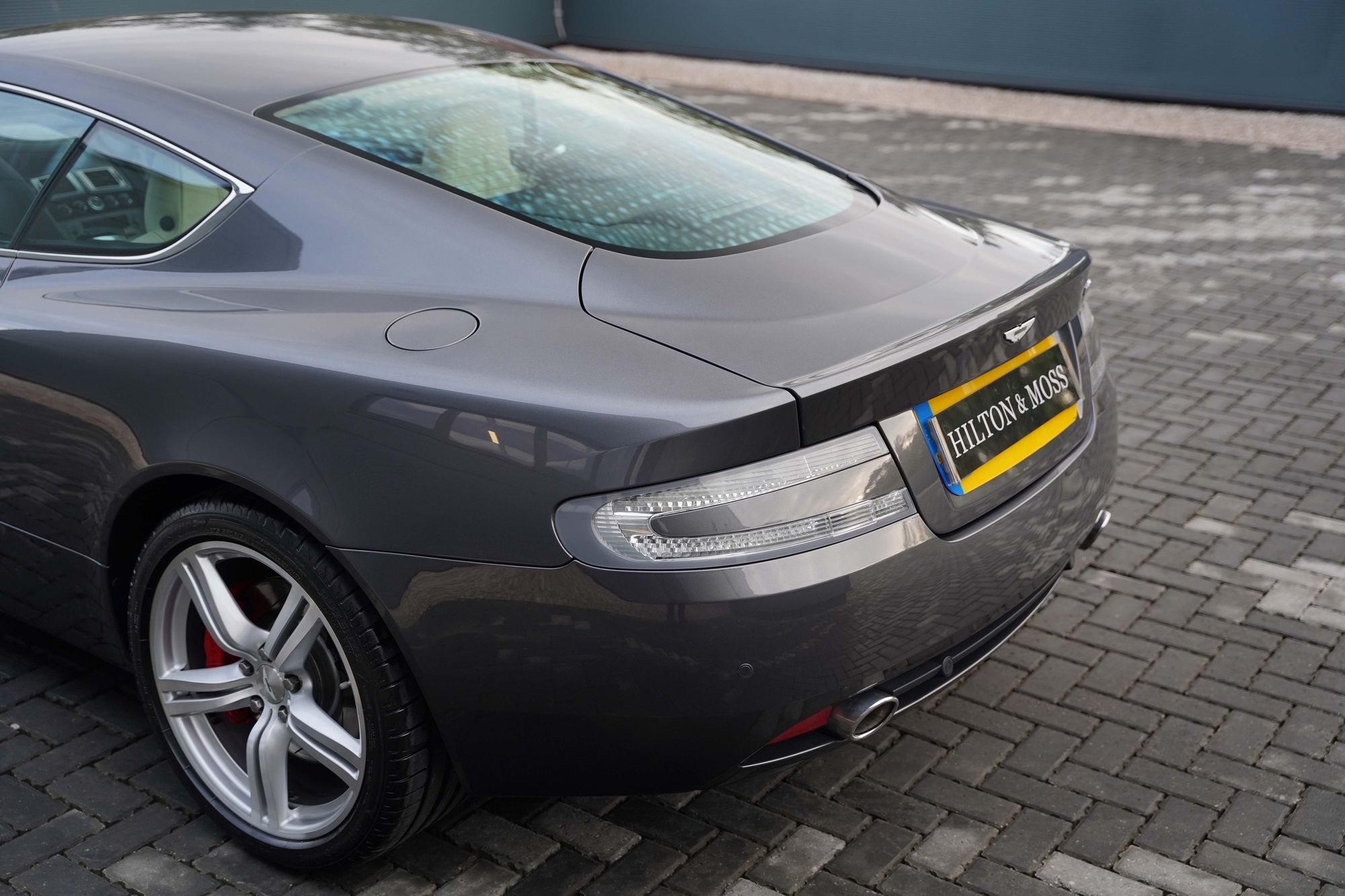 2009 Aston Martin DB9 Coupe