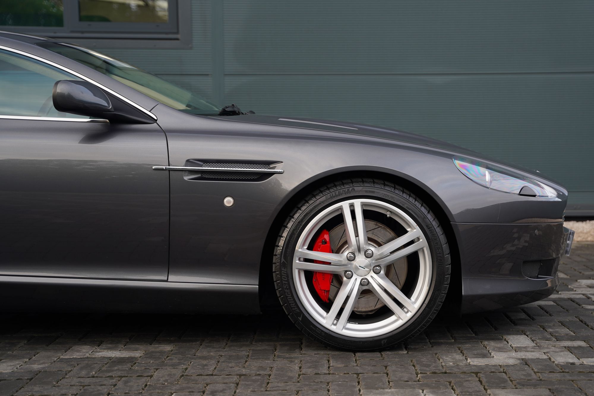 2009 Aston Martin DB9 Coupe